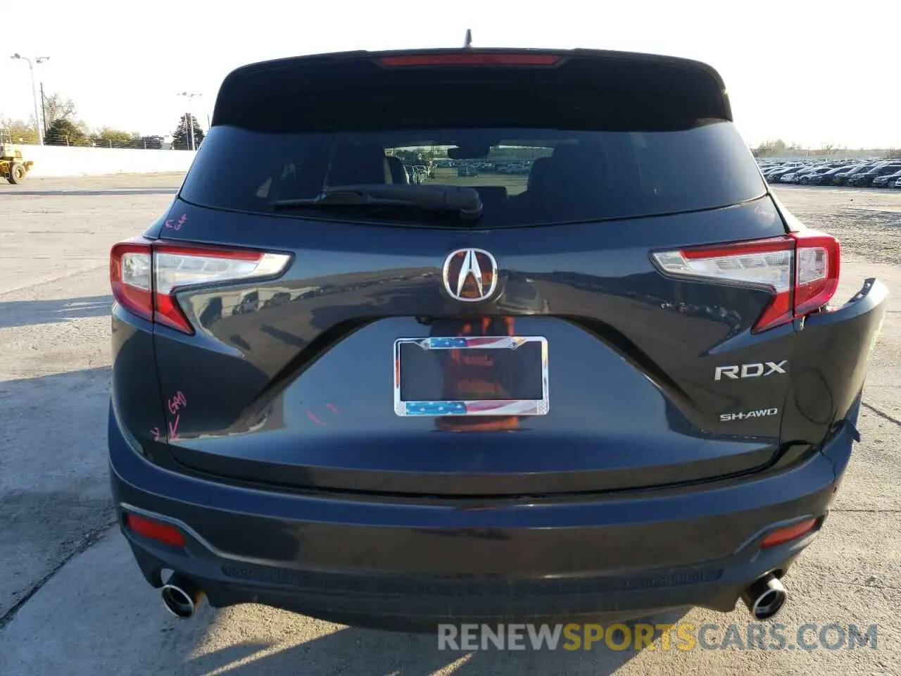 6 Photograph of a damaged car 5J8TC2H57LL015423 ACURA RDX 2020