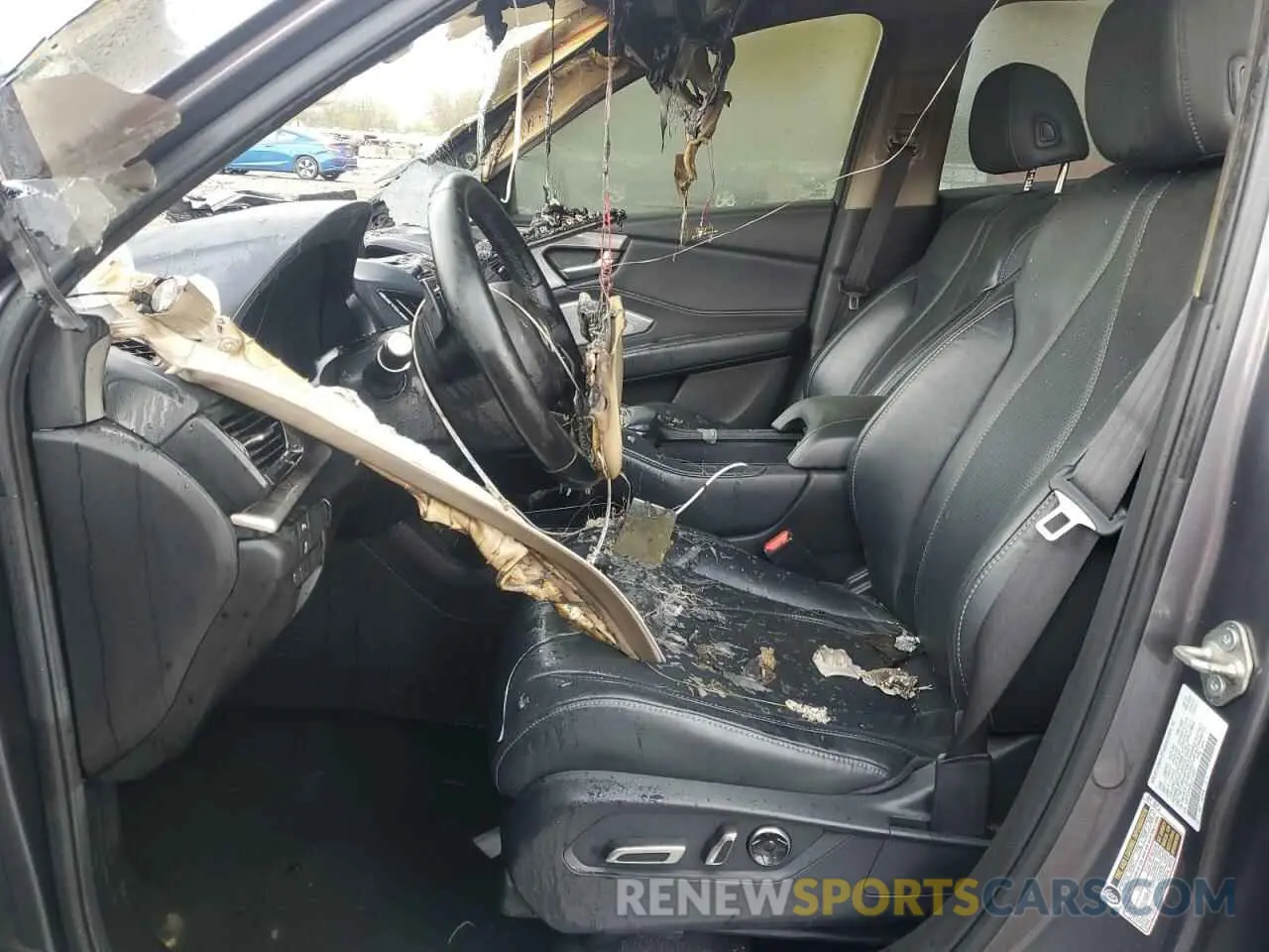7 Photograph of a damaged car 5J8TC2H59LL012667 ACURA RDX 2020