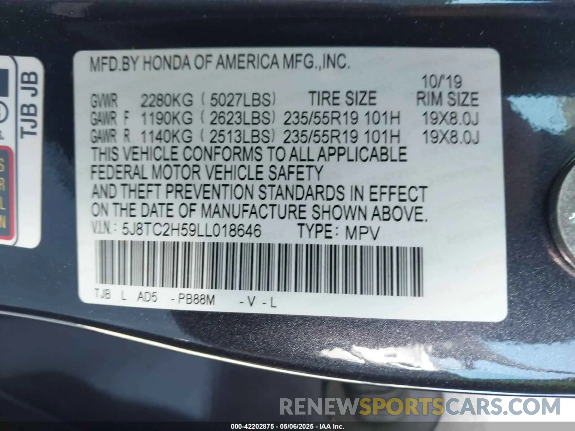 9 Photograph of a damaged car 5J8TC2H59LL018646 ACURA RDX 2020