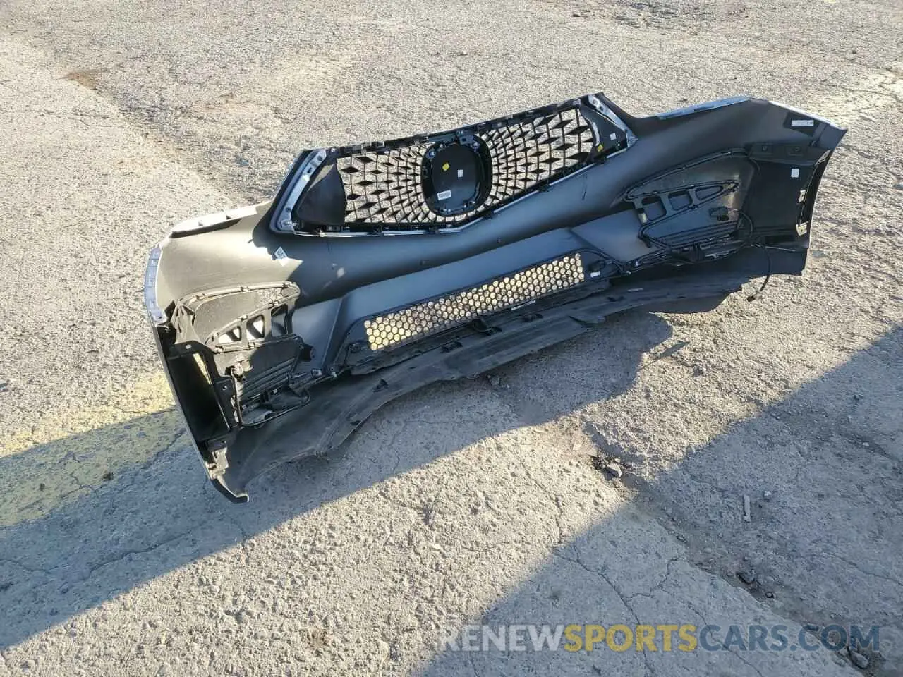 13 Photograph of a damaged car 5J8TC2H59LL029985 ACURA RDX 2020