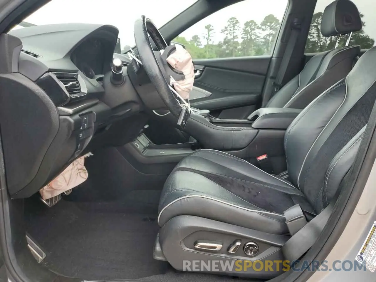 7 Photograph of a damaged car 5J8TC2H61LL022814 ACURA RDX 2020