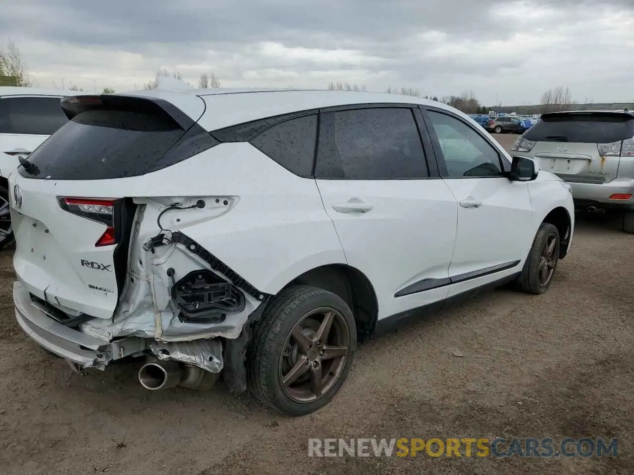 3 Photograph of a damaged car 5J8TC2H61LL803574 ACURA RDX 2020