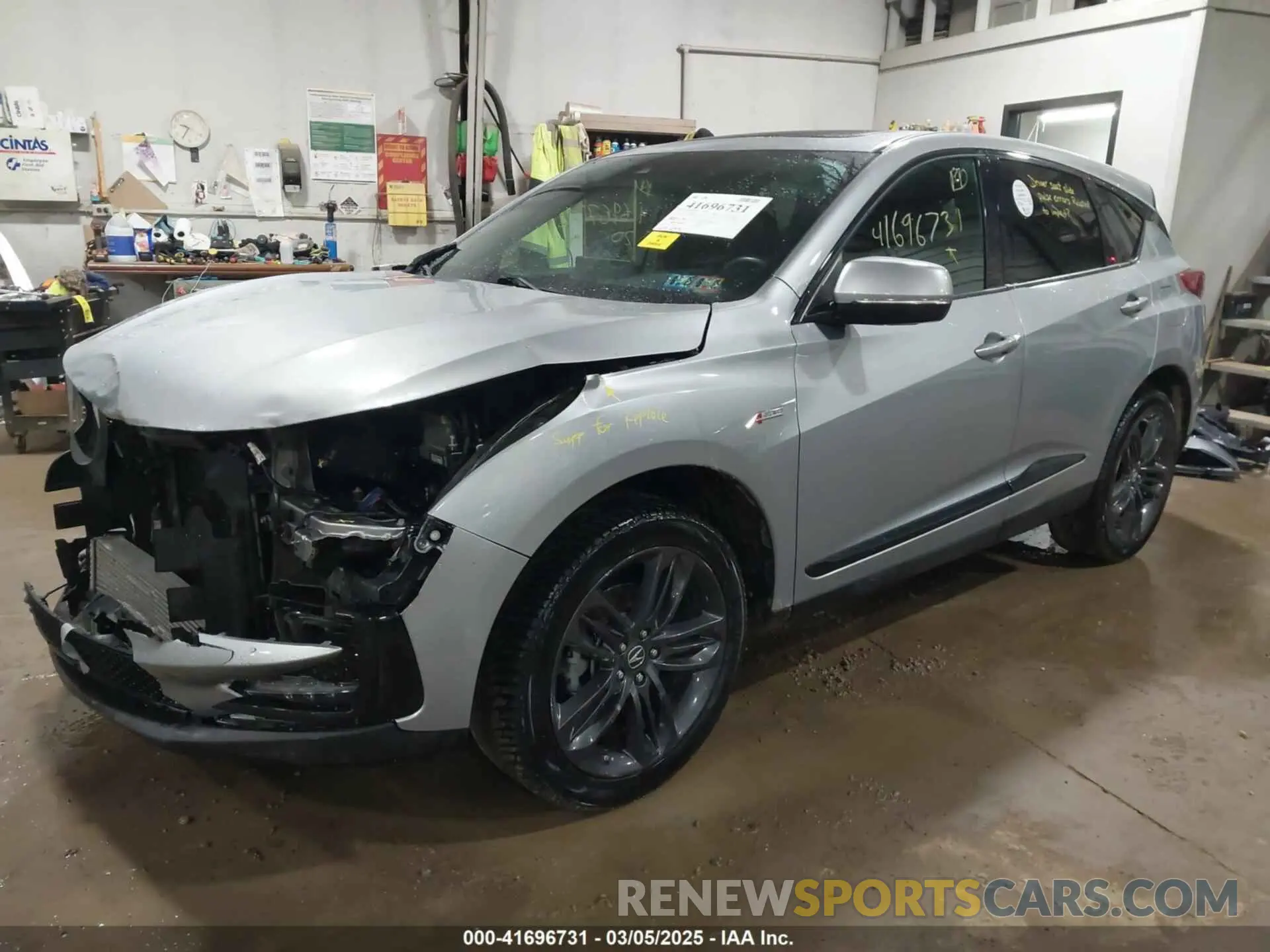 2 Photograph of a damaged car 5J8TC2H63LL022801 ACURA RDX 2020