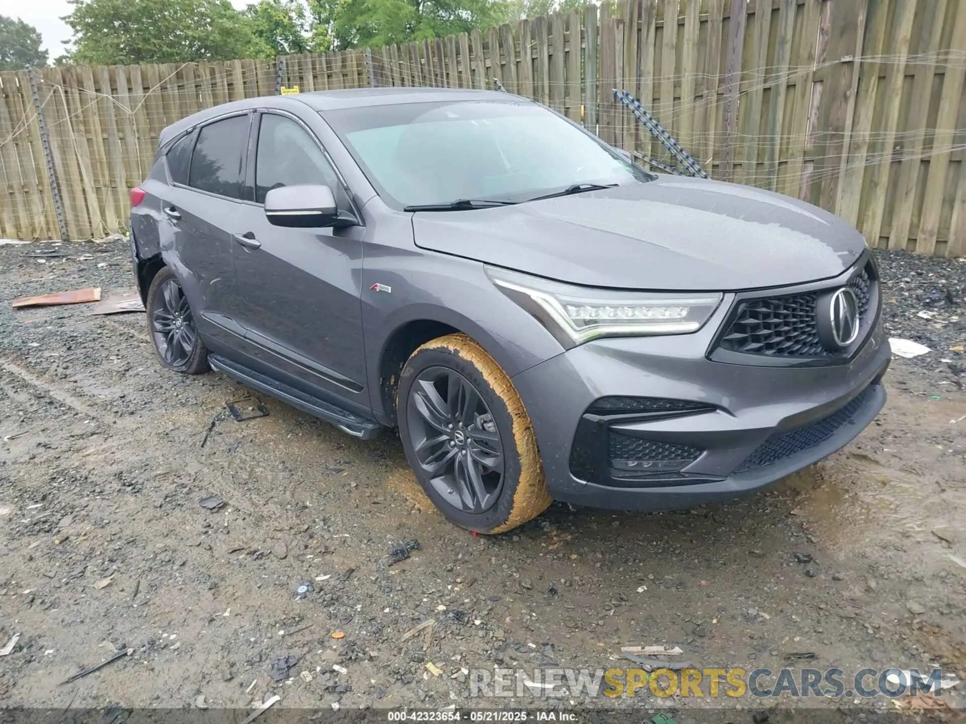 1 Photograph of a damaged car 5J8TC2H65LL035338 ACURA RDX 2020