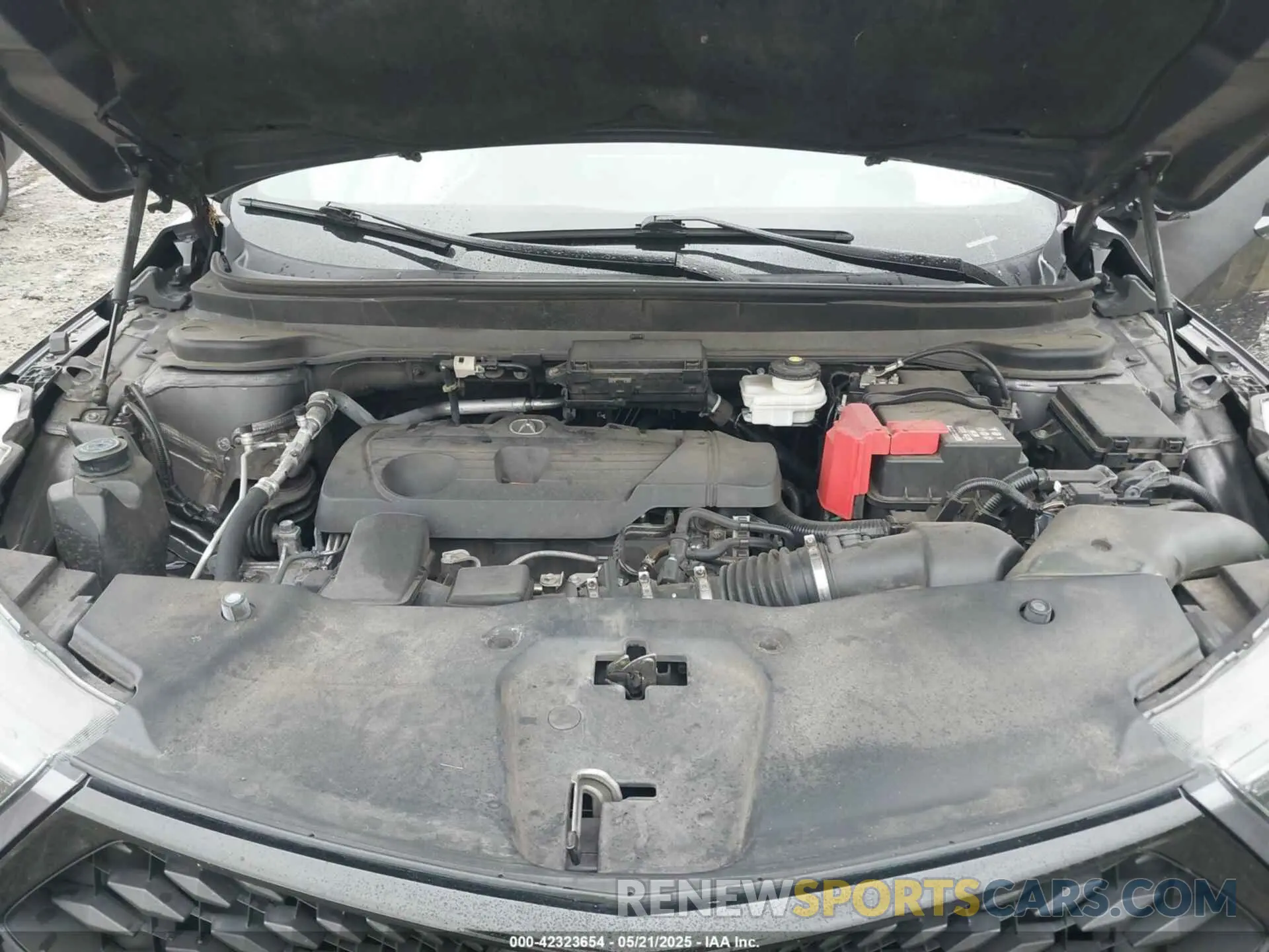 10 Photograph of a damaged car 5J8TC2H65LL035338 ACURA RDX 2020