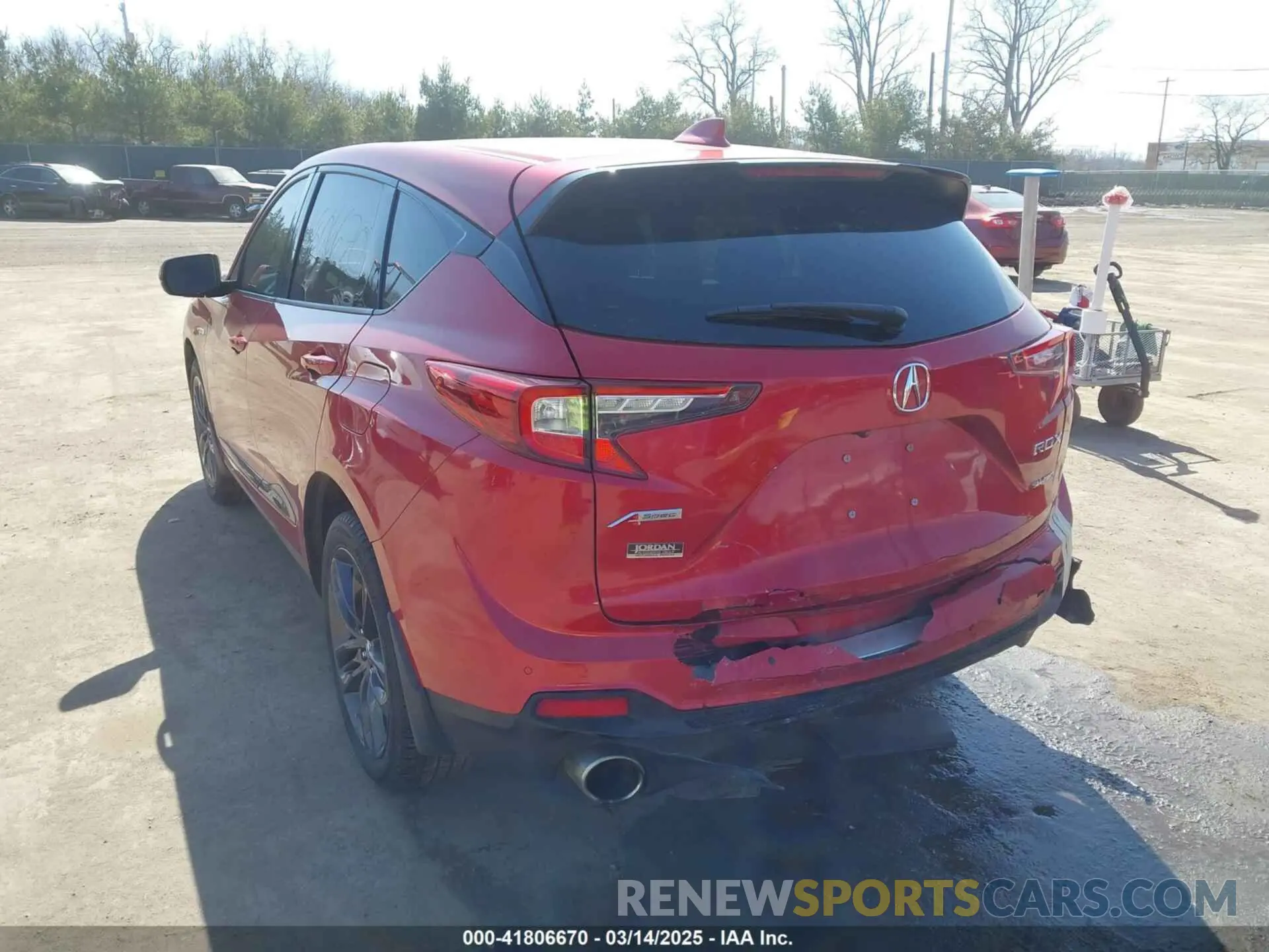 3 Photograph of a damaged car 5J8TC2H67LL802428 ACURA RDX 2020