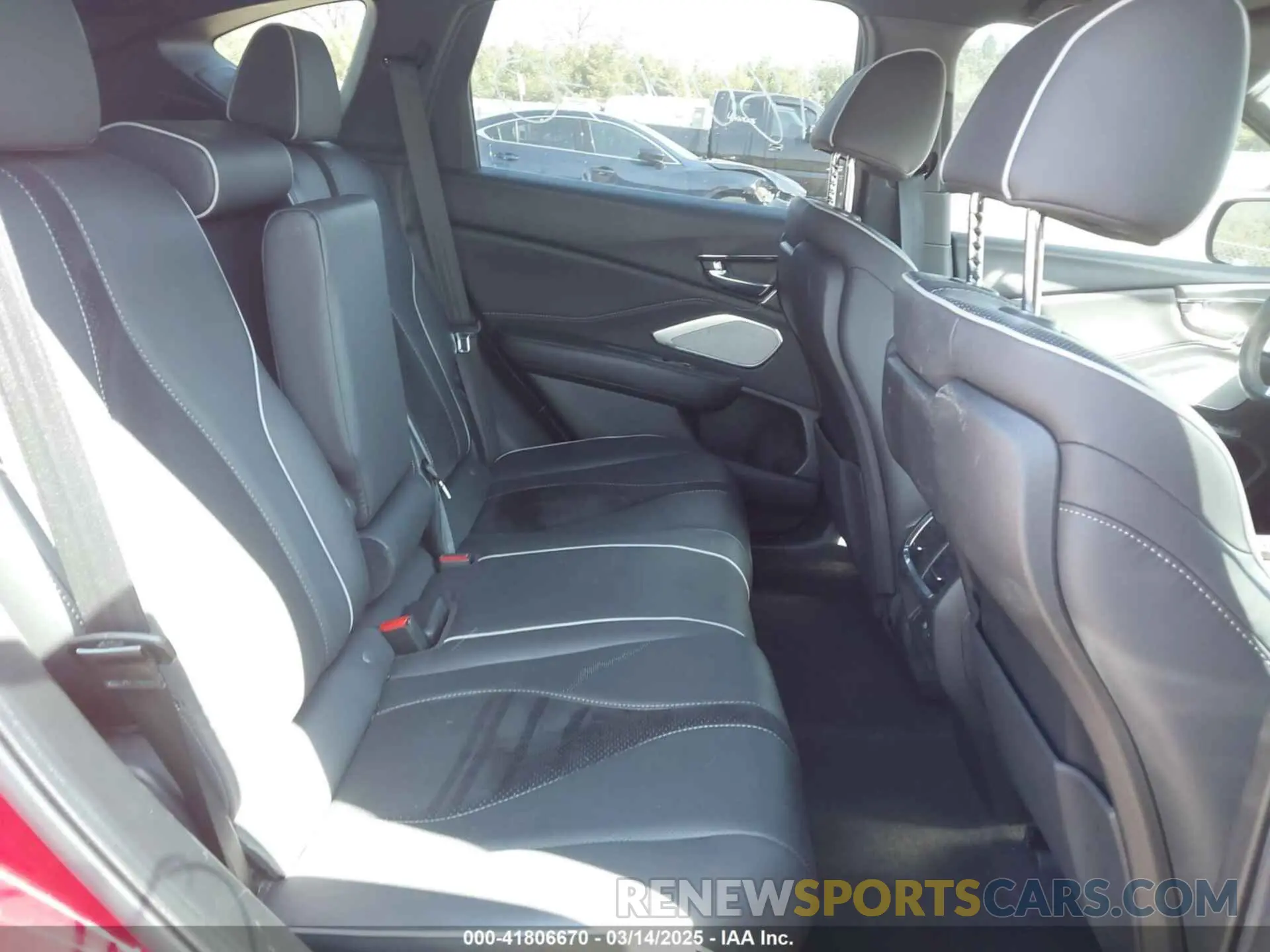 8 Photograph of a damaged car 5J8TC2H67LL802428 ACURA RDX 2020