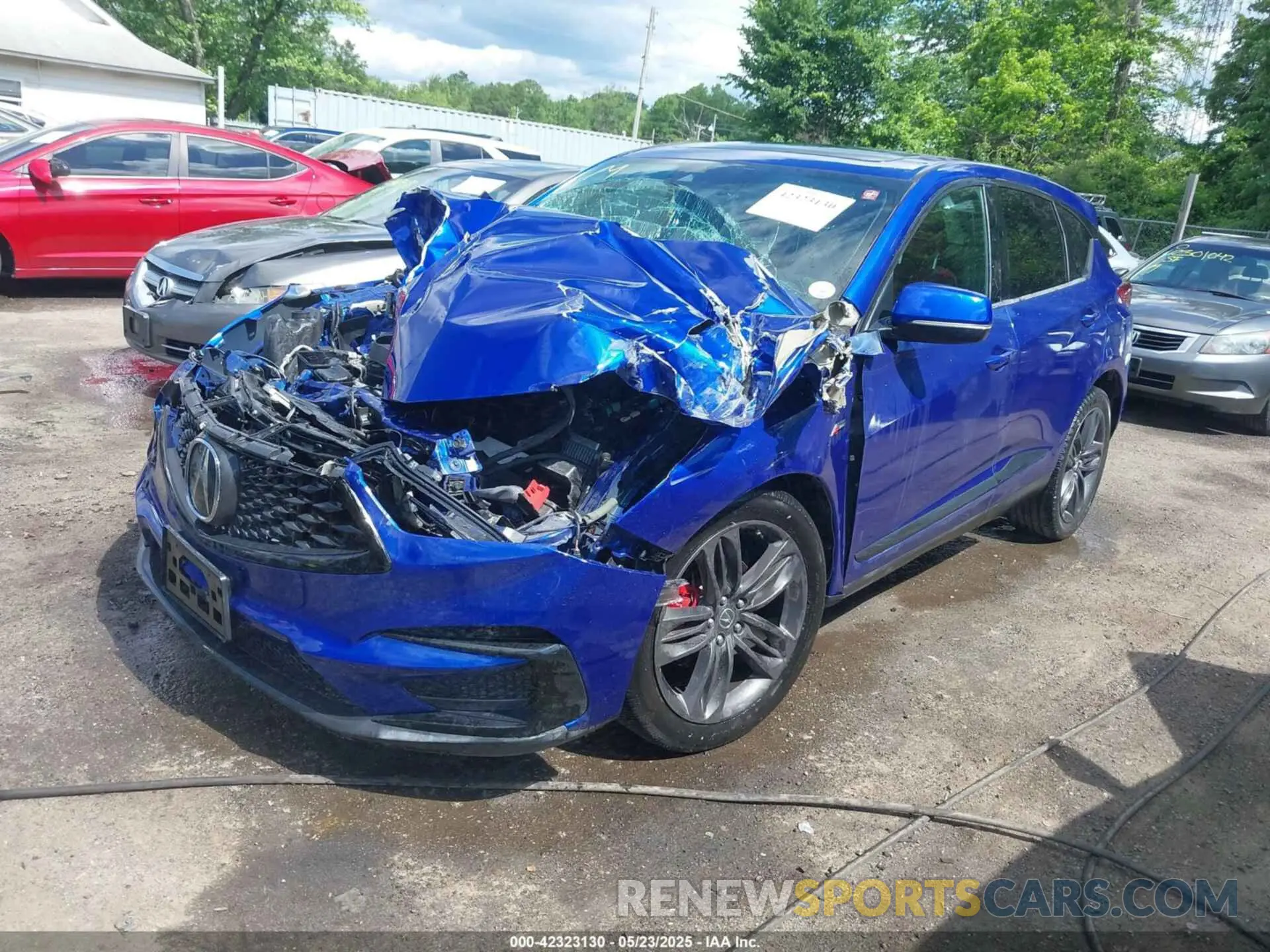 2 Photograph of a damaged car 5J8TC2H68LL037763 ACURA RDX 2020