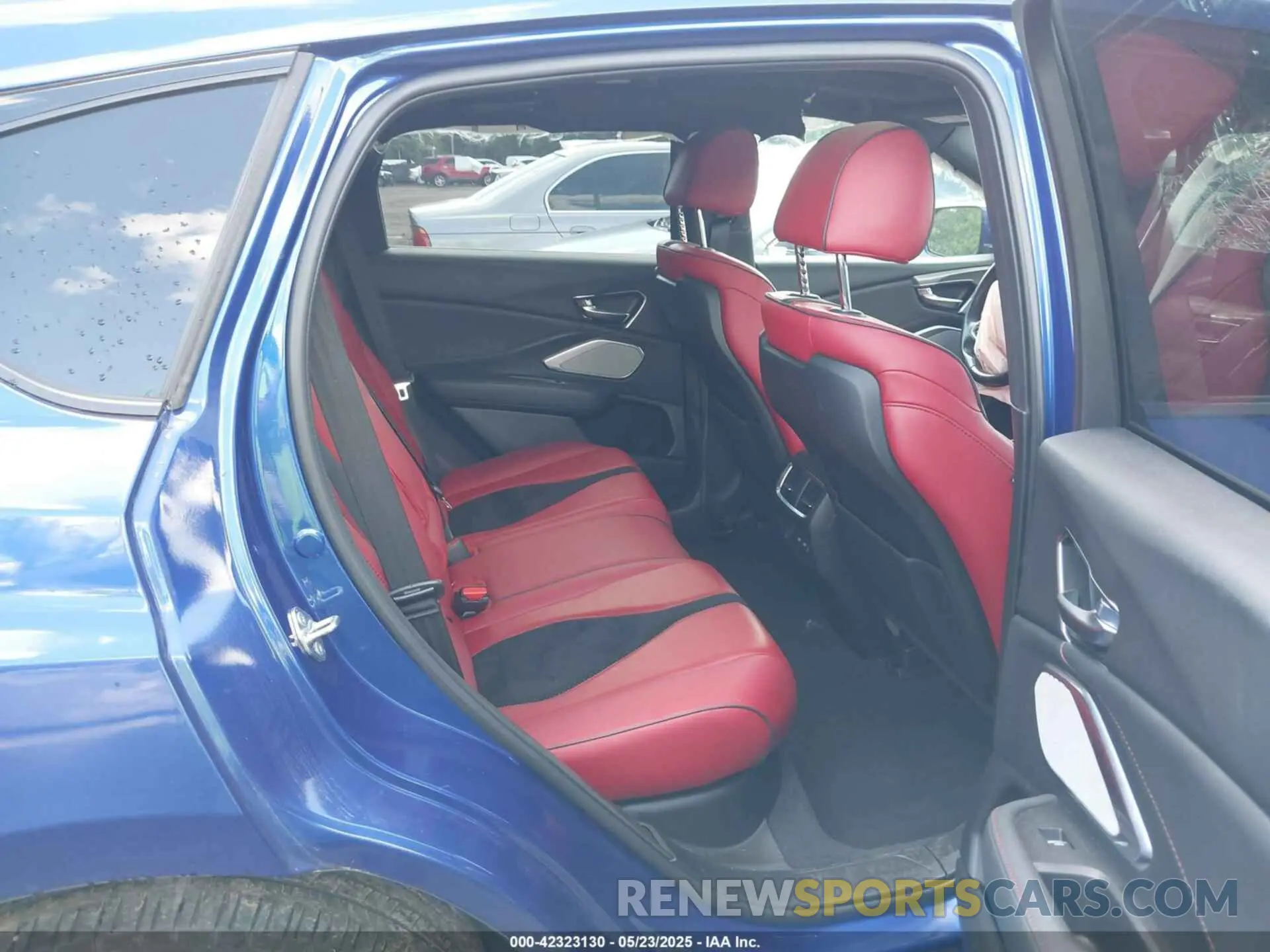 8 Photograph of a damaged car 5J8TC2H68LL037763 ACURA RDX 2020