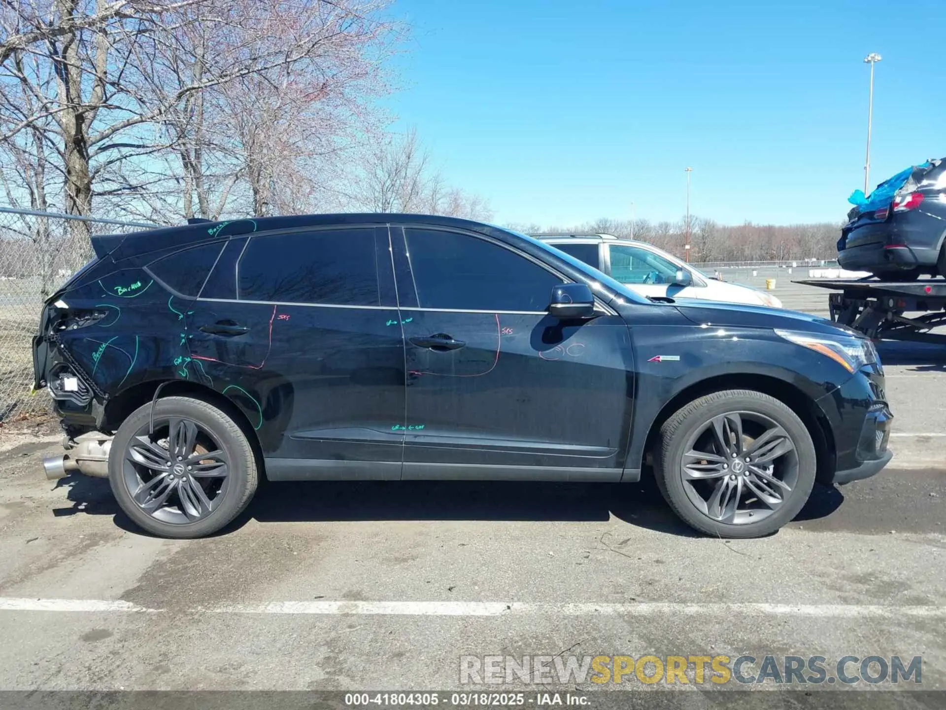 13 Photograph of a damaged car 5J8TC2H6XLL036114 ACURA RDX 2020