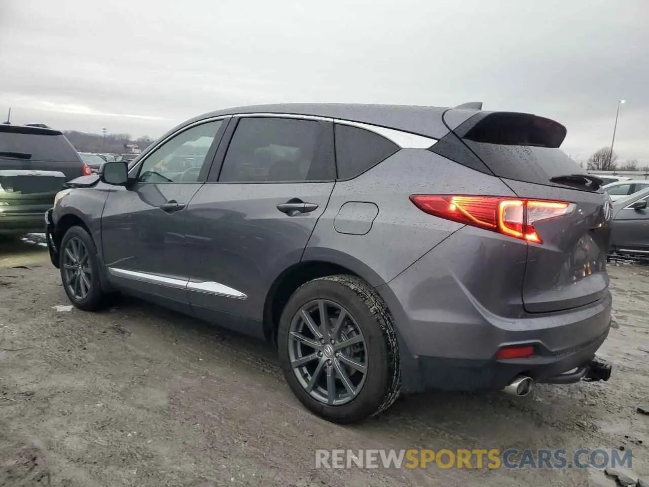 2 Photograph of a damaged car 5J8TC2H72LL022037 ACURA RDX 2020