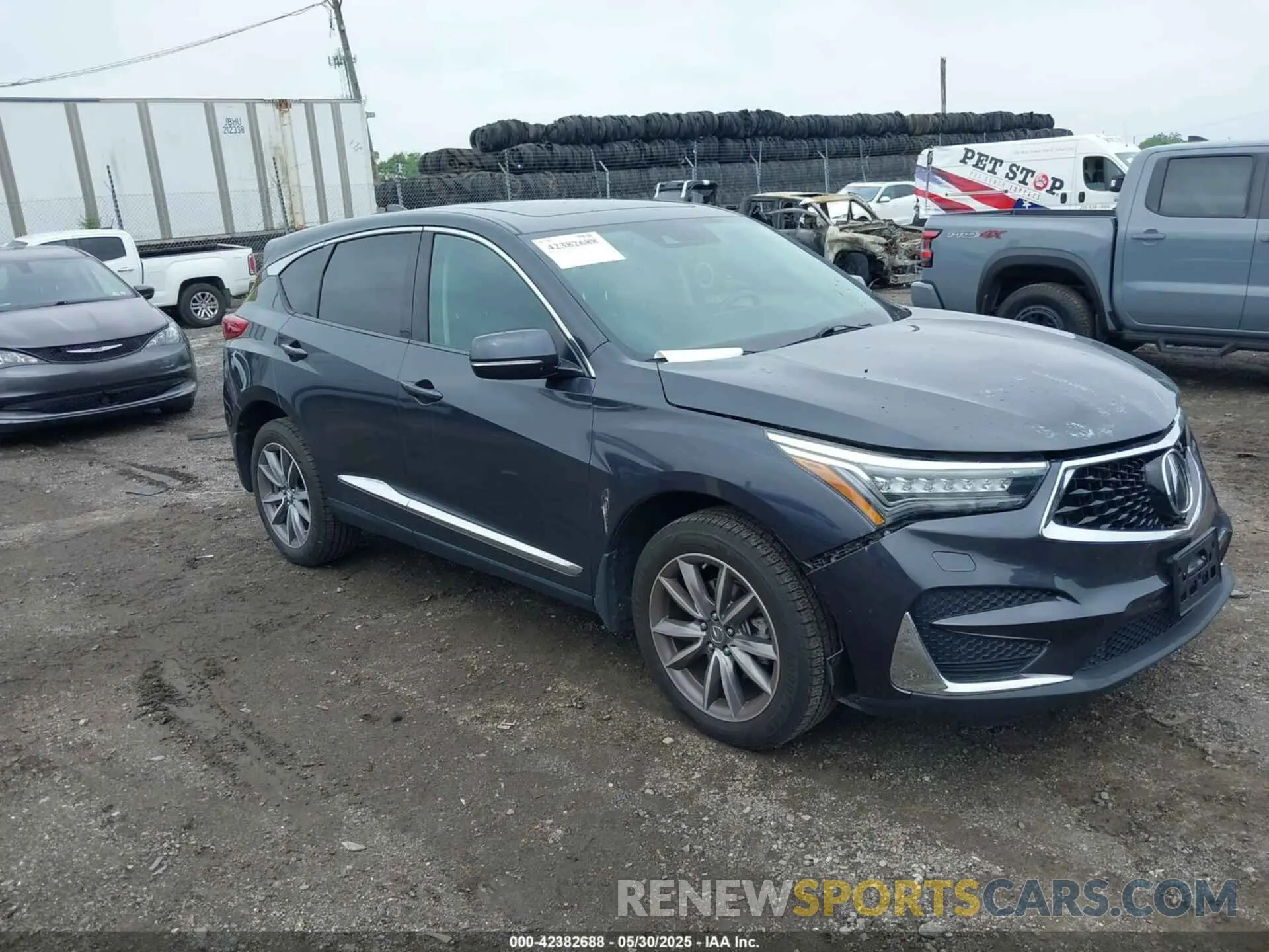 1 Photograph of a damaged car 5J8TC2H73LL809899 ACURA RDX 2020