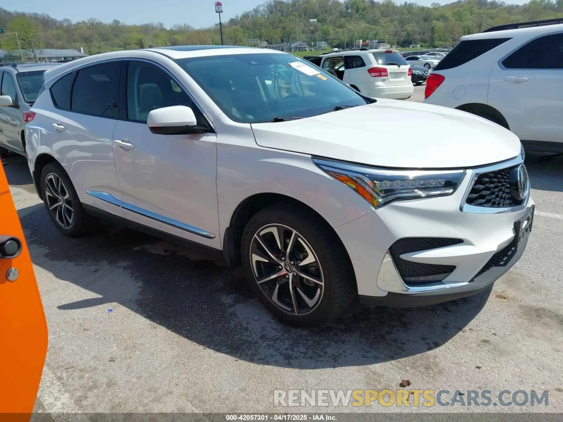 1 Photograph of a damaged car 5J8TC2H77LL022972 ACURA RDX 2020
