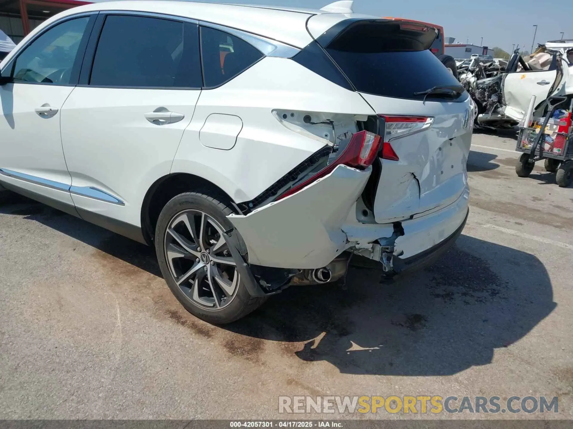 6 Photograph of a damaged car 5J8TC2H77LL022972 ACURA RDX 2020