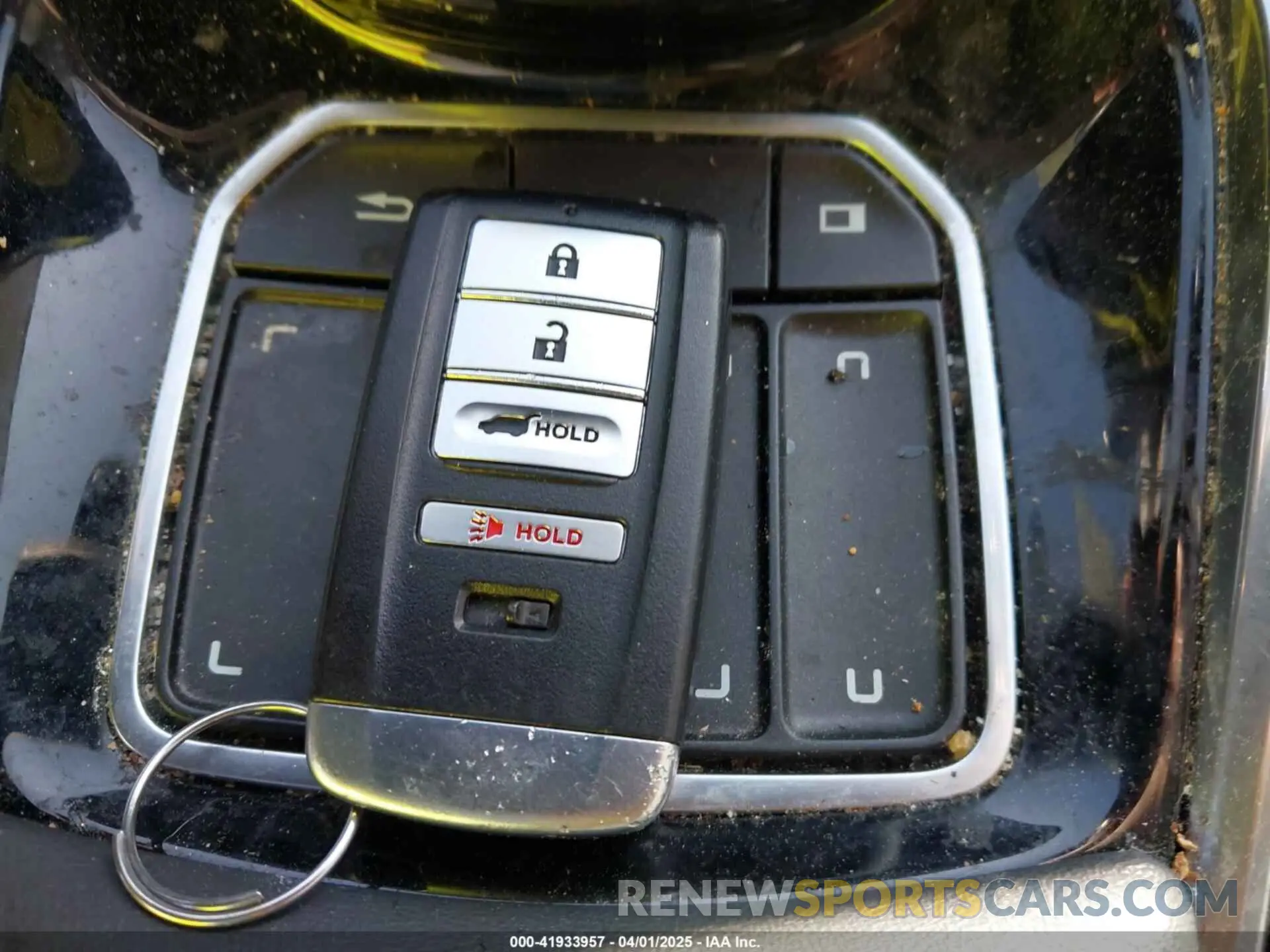 11 Photograph of a damaged car 5J8TC2H79LL029132 ACURA RDX 2020