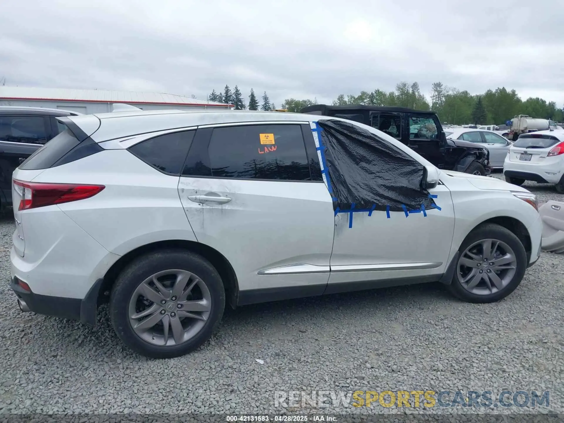 6 Photograph of a damaged car 5J8TC2H98LL809852 ACURA RDX 2020