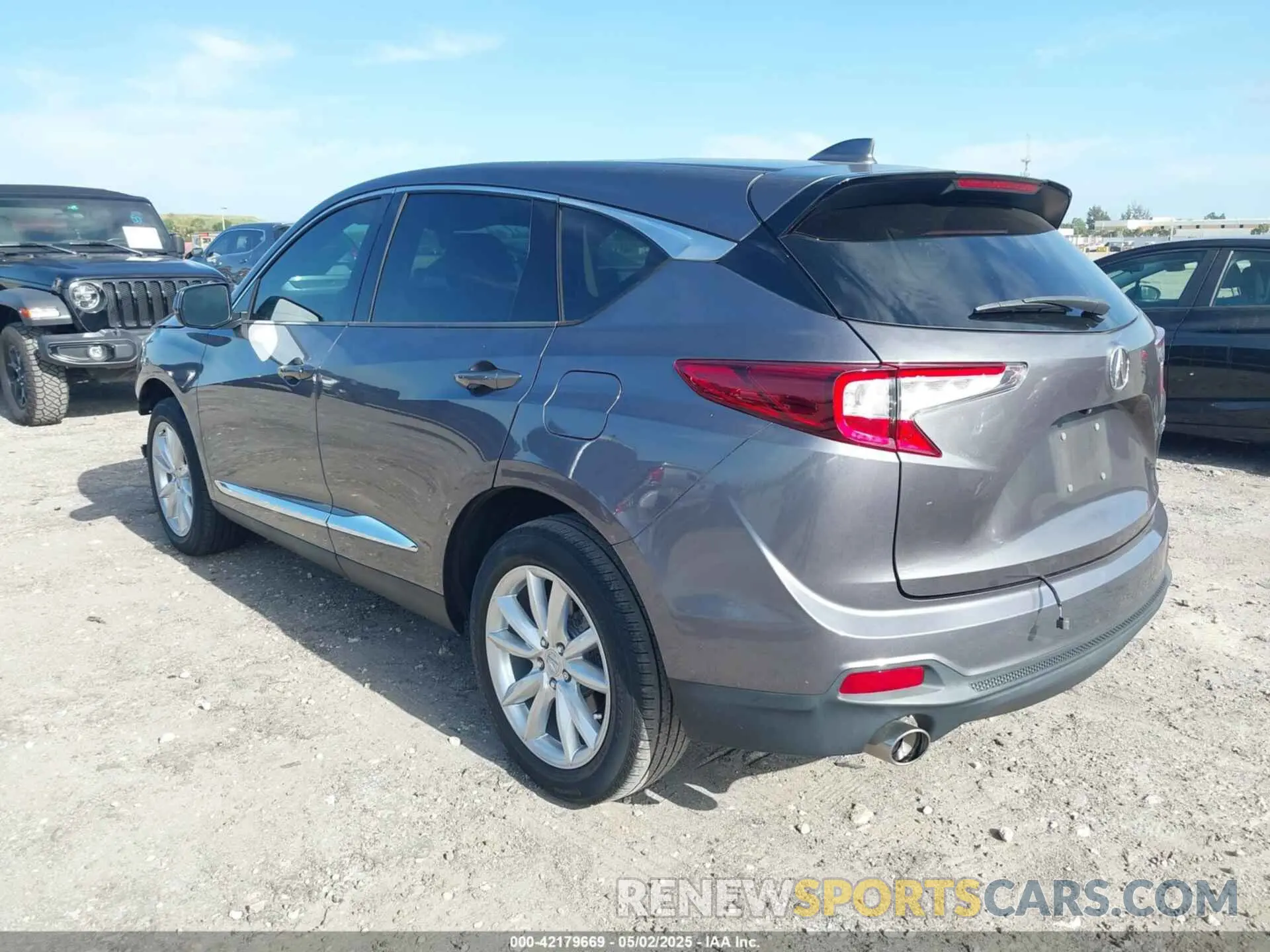 3 Photograph of a damaged car 5J8TC1H32ML001584 ACURA RDX 2021