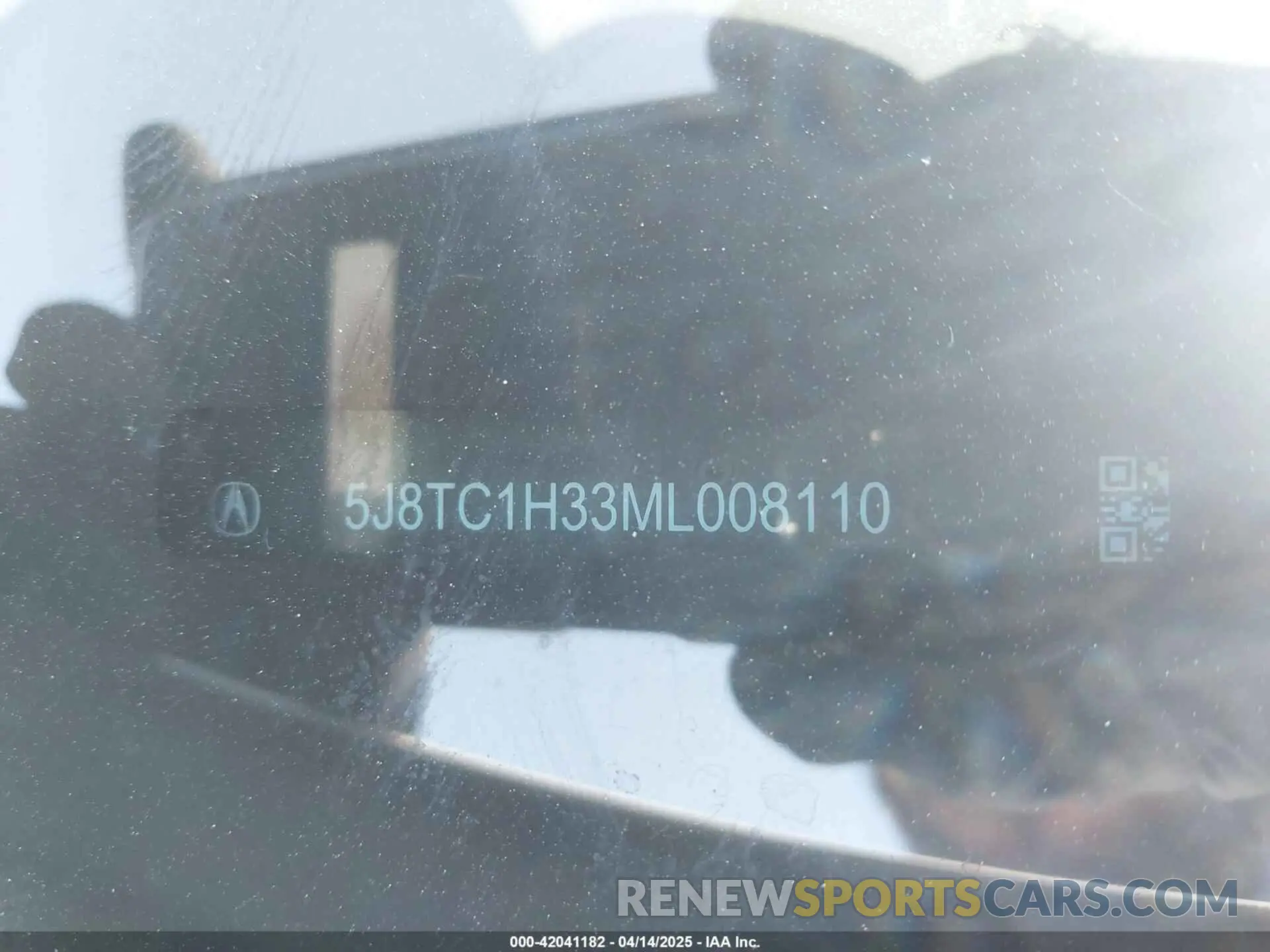 9 Photograph of a damaged car 5J8TC1H33ML008110 ACURA RDX 2021