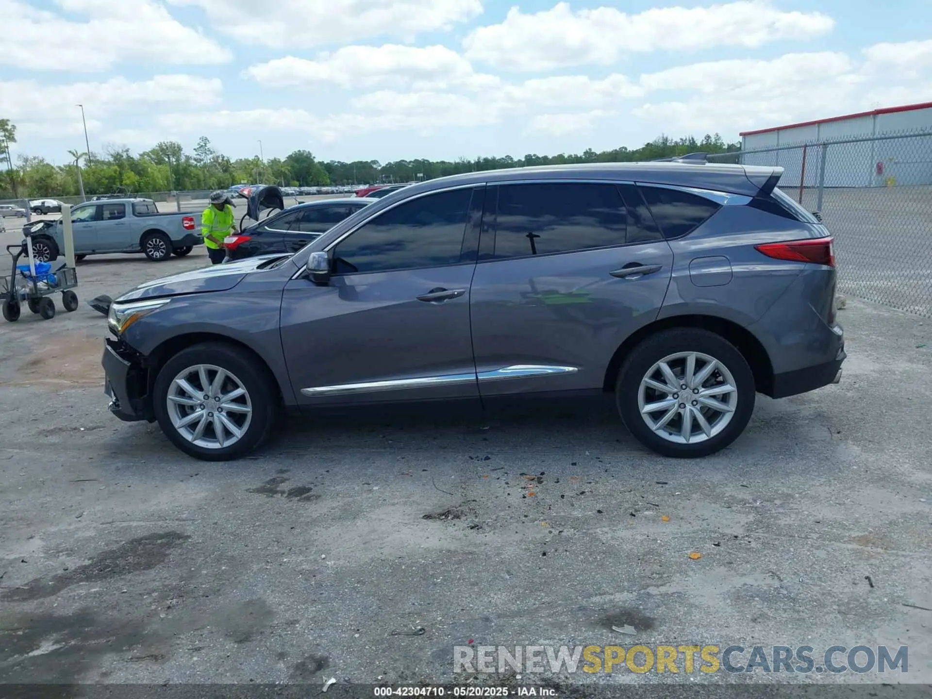 14 Photograph of a damaged car 5J8TC1H33ML016658 ACURA RDX 2021