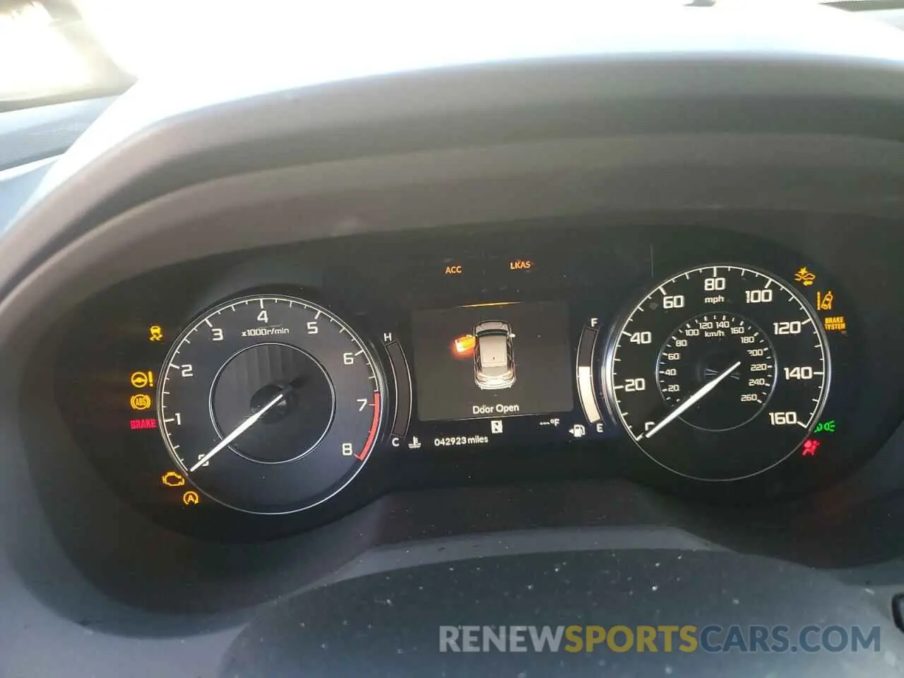9 Photograph of a damaged car 5J8TC1H3XML005852 ACURA RDX 2021