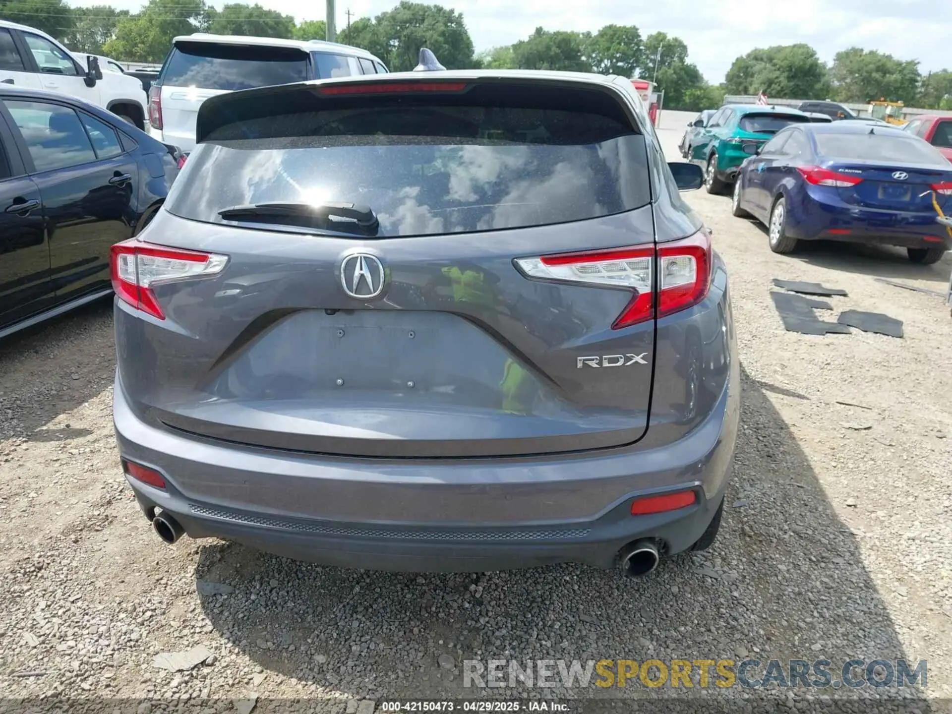 16 Photograph of a damaged car 5J8TC1H50ML003867 ACURA RDX 2021