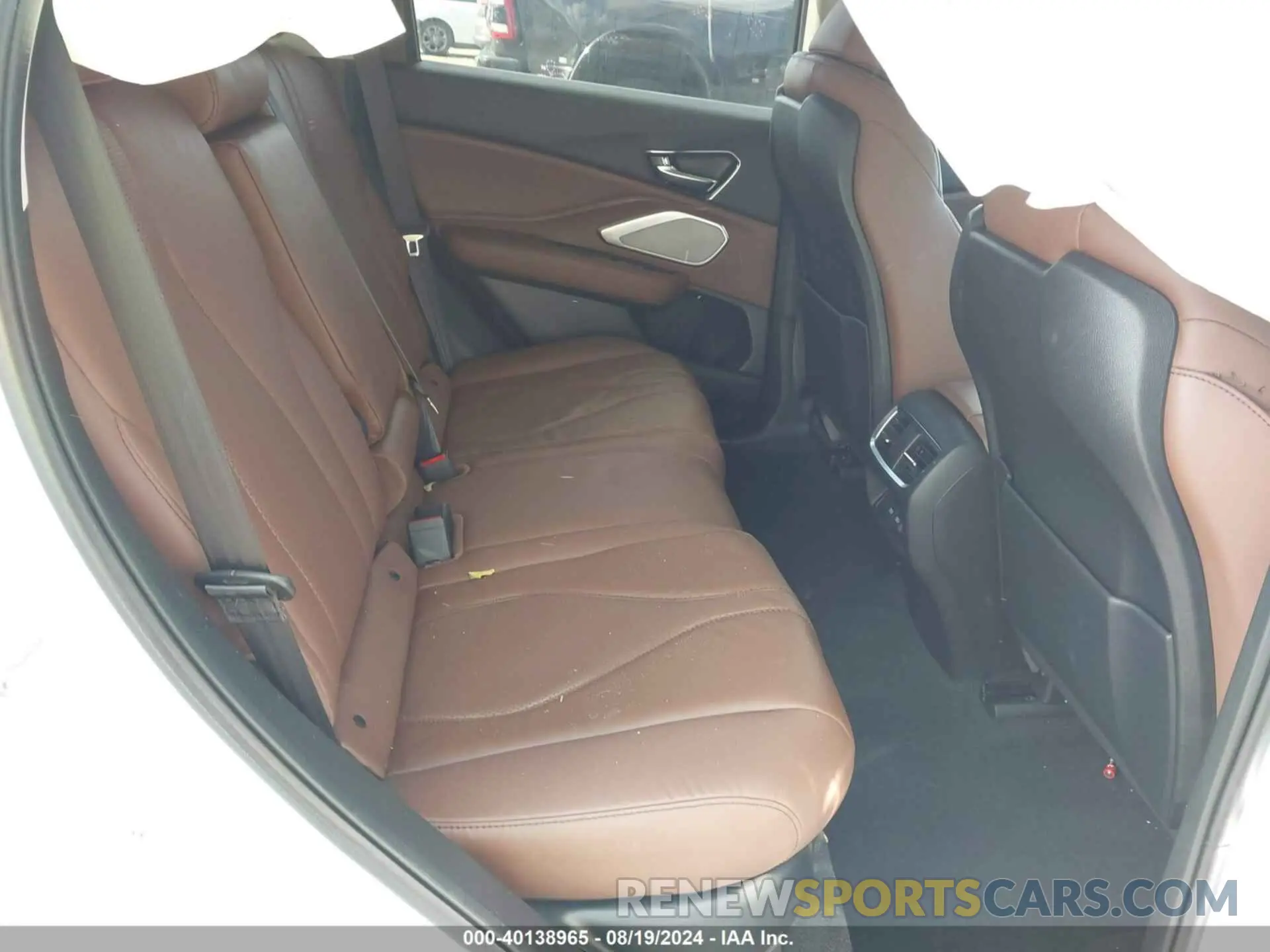 8 Photograph of a damaged car 5J8TC1H56ML011567 ACURA RDX 2021