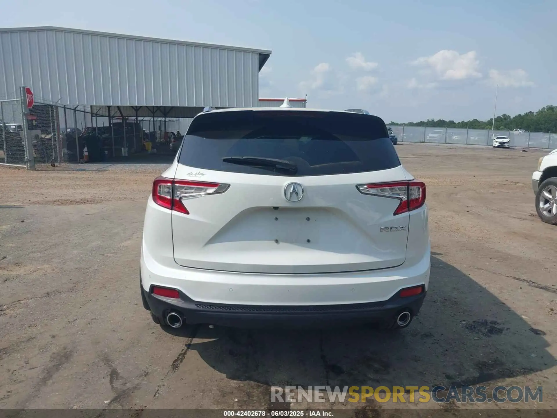 16 Photograph of a damaged car 5J8TC1H58ML009948 ACURA RDX 2021