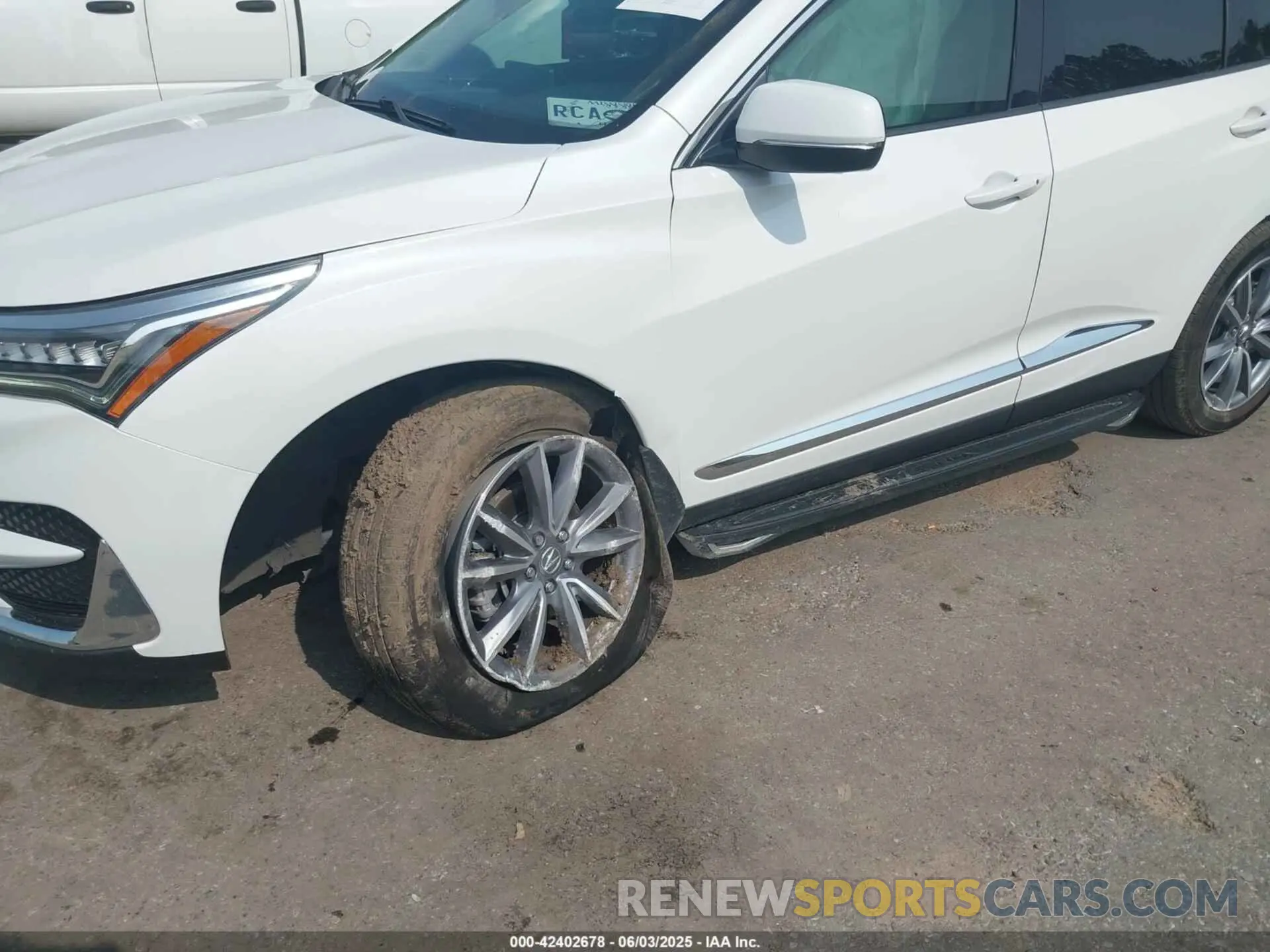6 Photograph of a damaged car 5J8TC1H58ML009948 ACURA RDX 2021