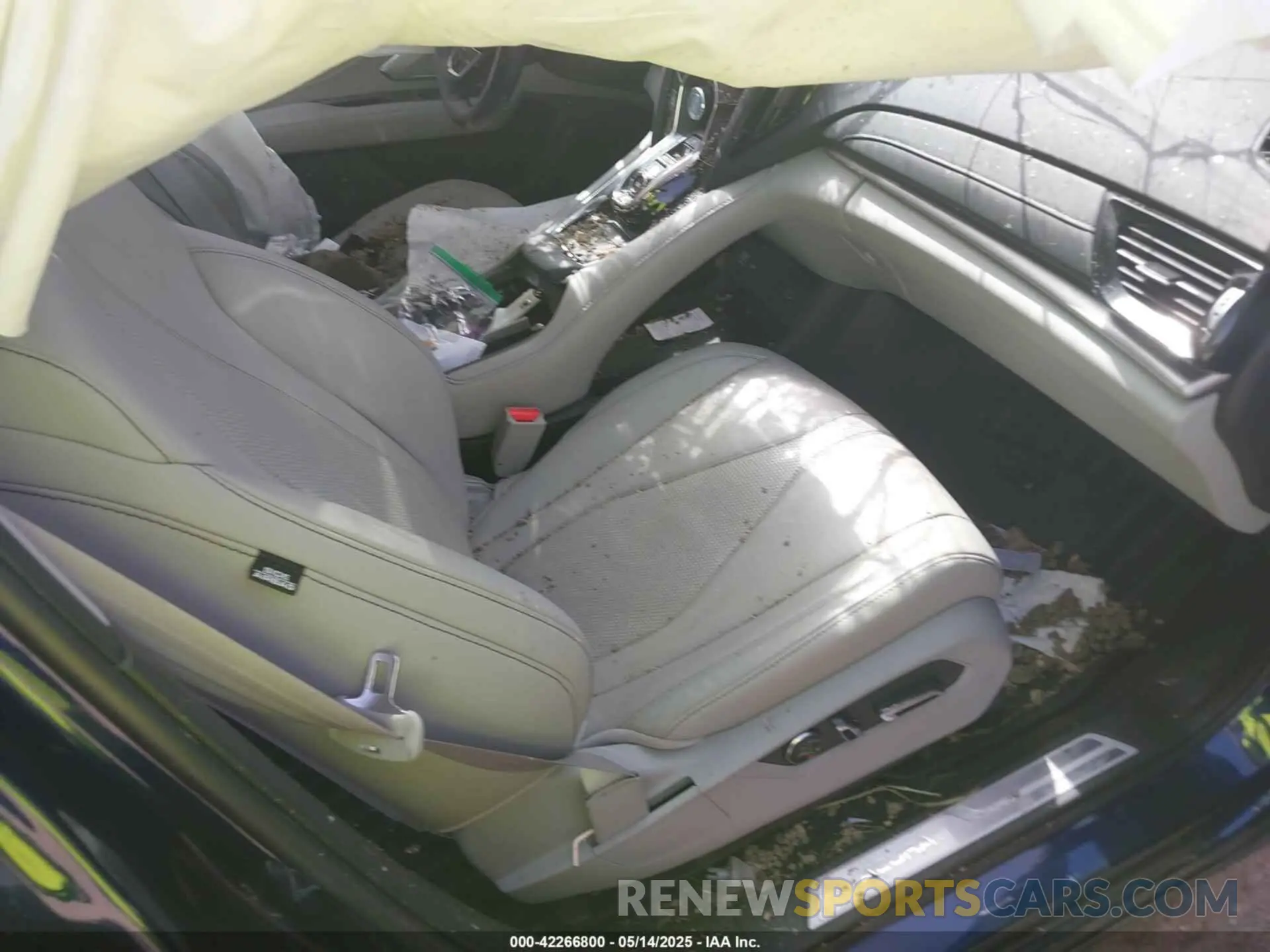5 Photograph of a damaged car 5J8TC1H5XML011202 ACURA RDX 2021