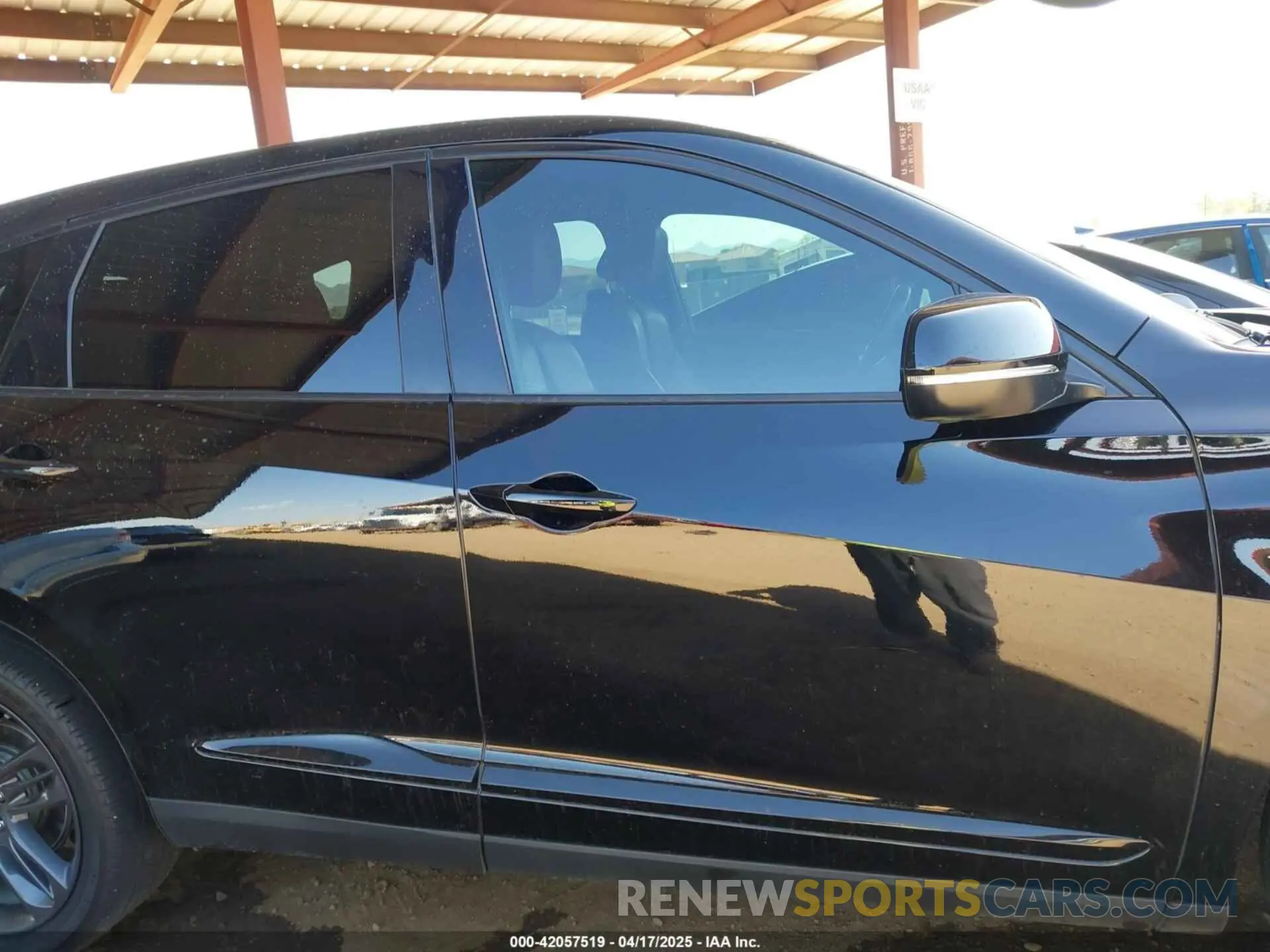 14 Photograph of a damaged car 5J8TC1H67ML021811 ACURA RDX 2021