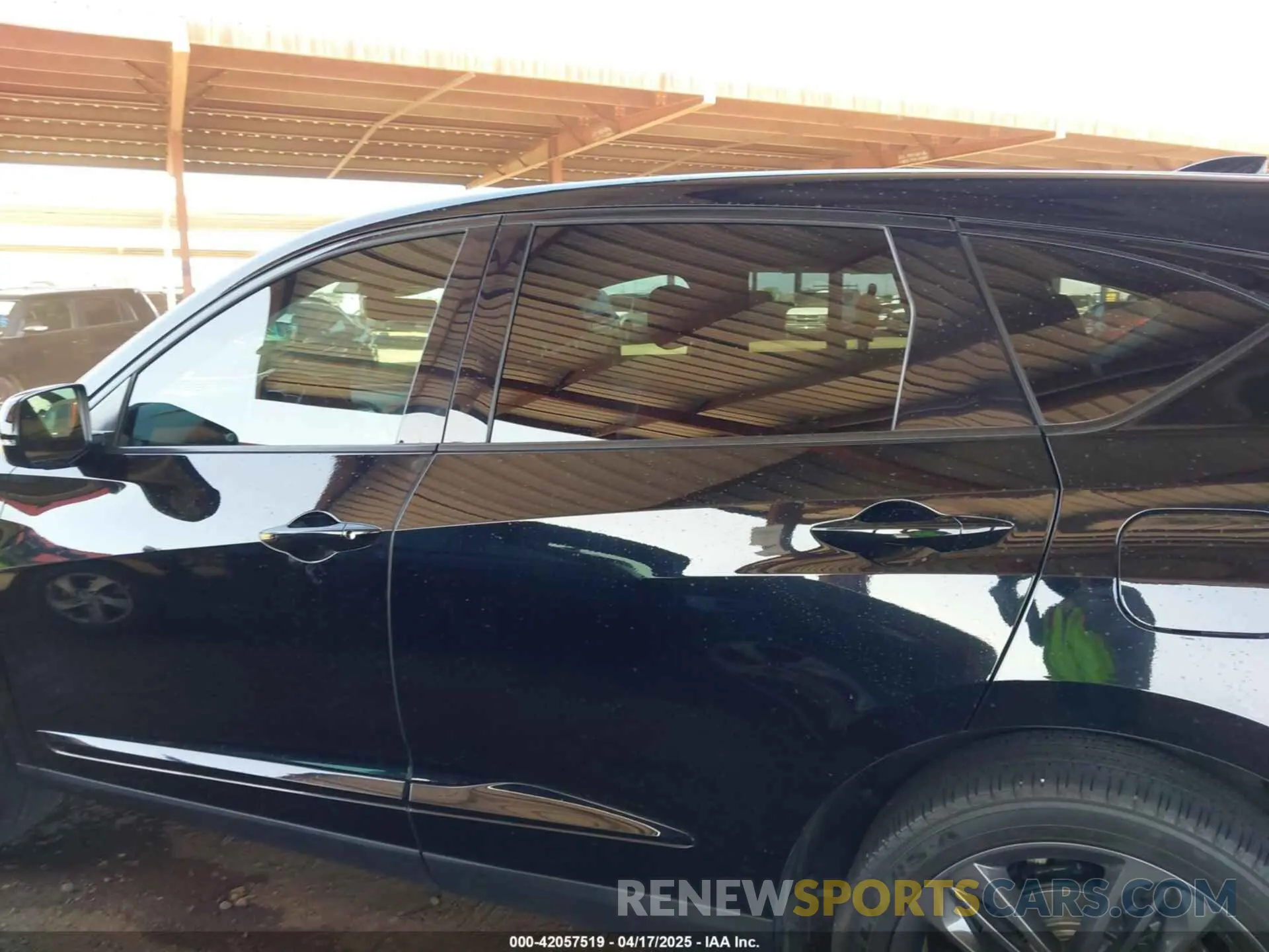 15 Photograph of a damaged car 5J8TC1H67ML021811 ACURA RDX 2021