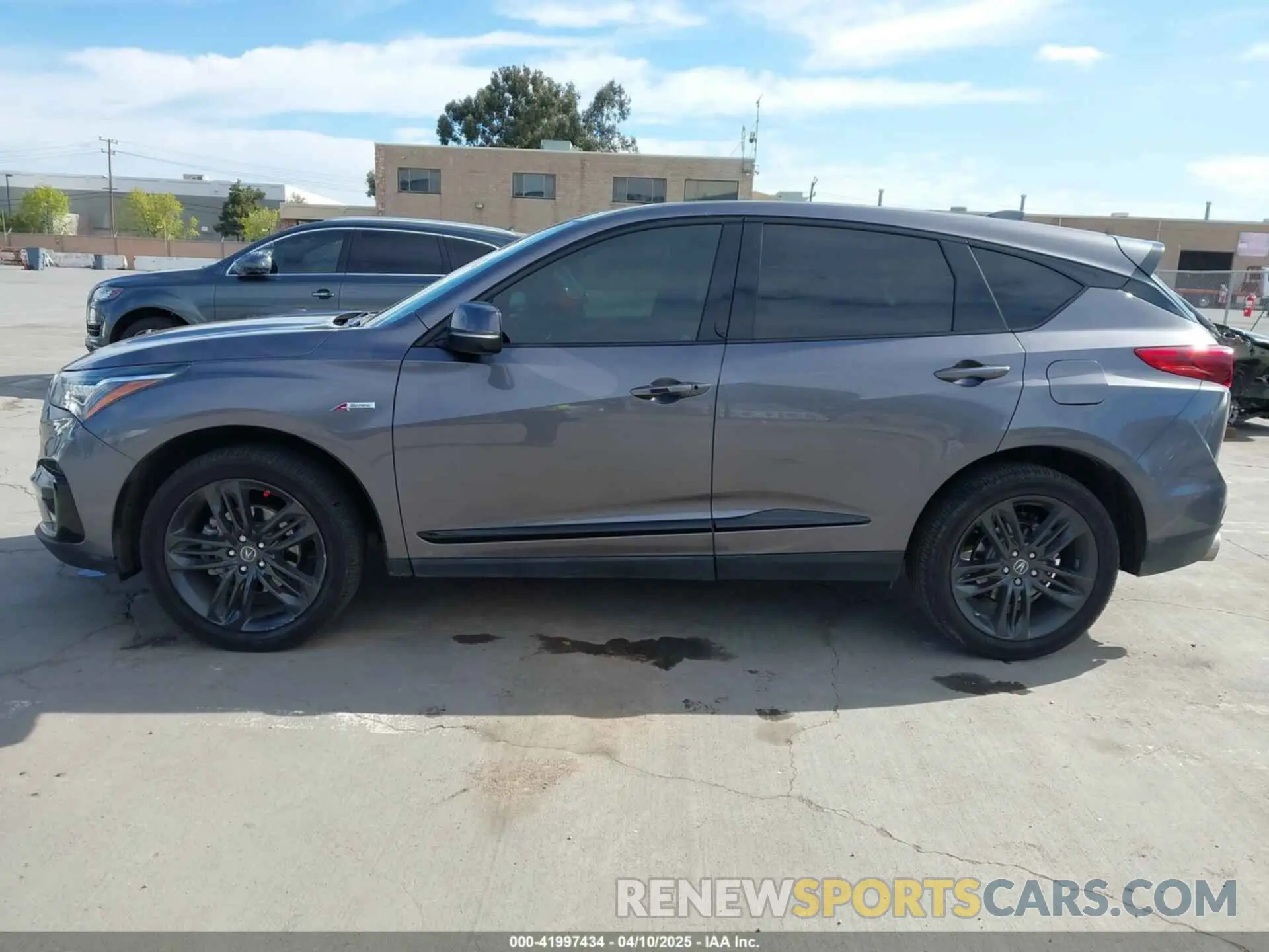 13 Photograph of a damaged car 5J8TC1H6XML018787 ACURA RDX 2021