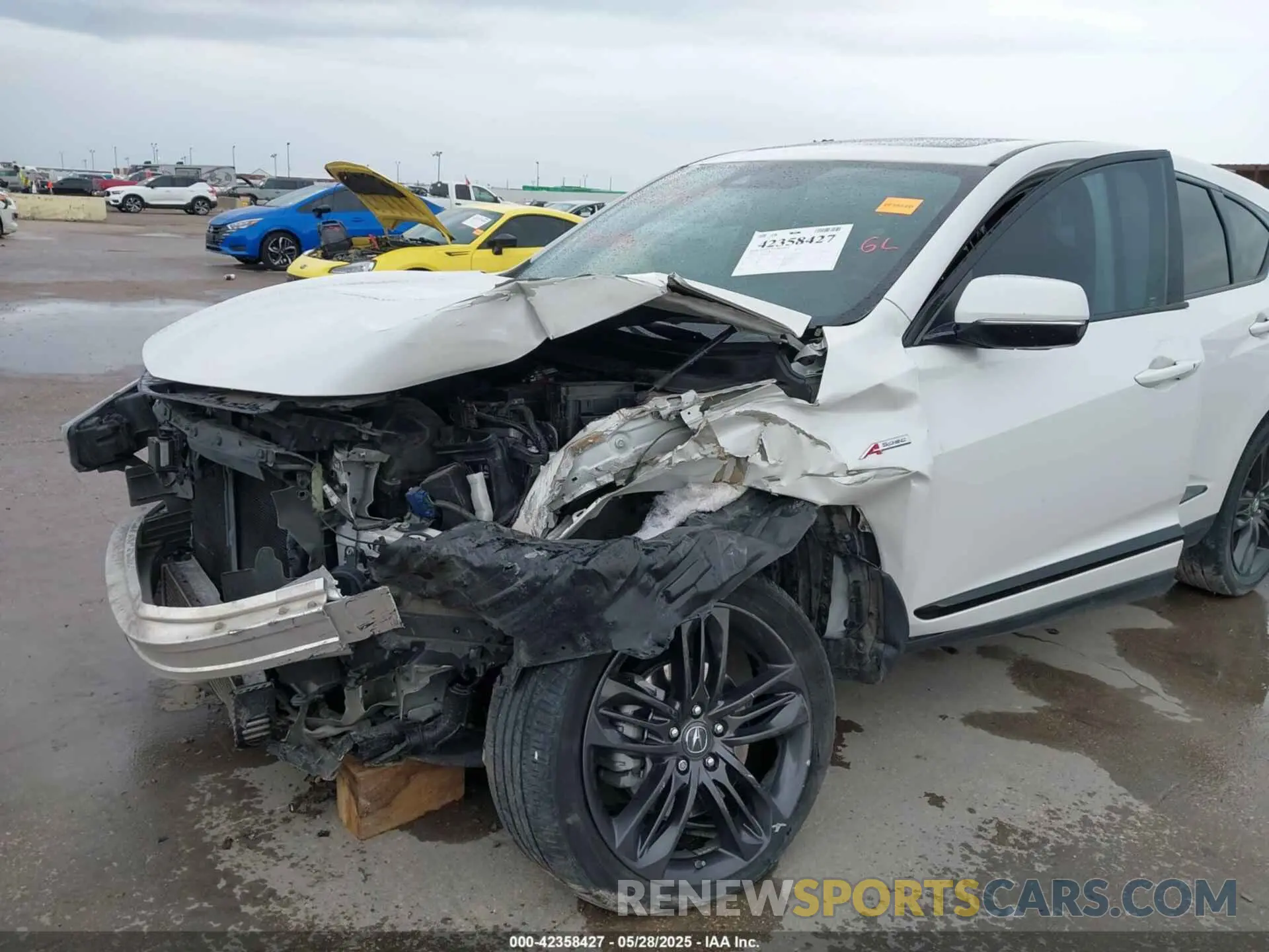 6 Photograph of a damaged car 5J8TC1H6XML023228 ACURA RDX 2021