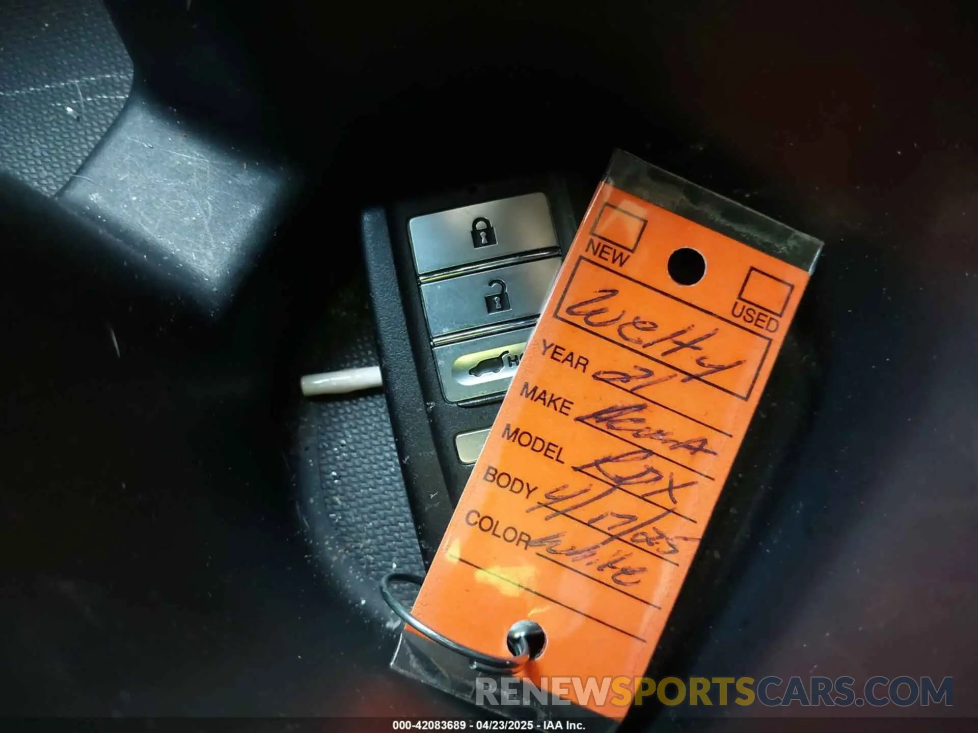 11 Photograph of a damaged car 5J8TC2H34ML006369 ACURA RDX 2021
