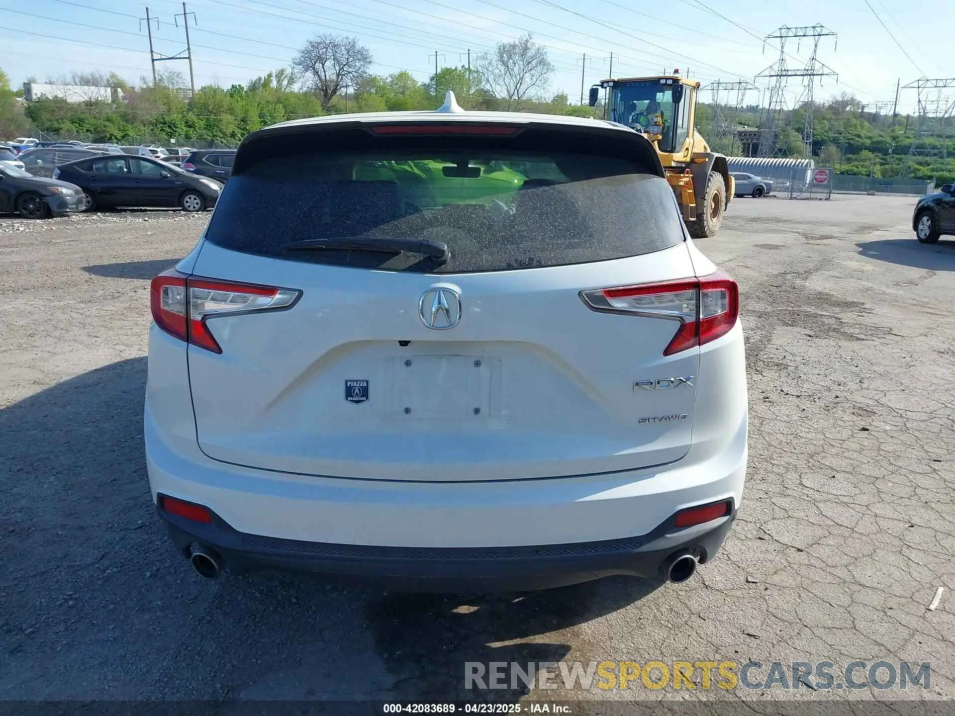 17 Photograph of a damaged car 5J8TC2H34ML006369 ACURA RDX 2021