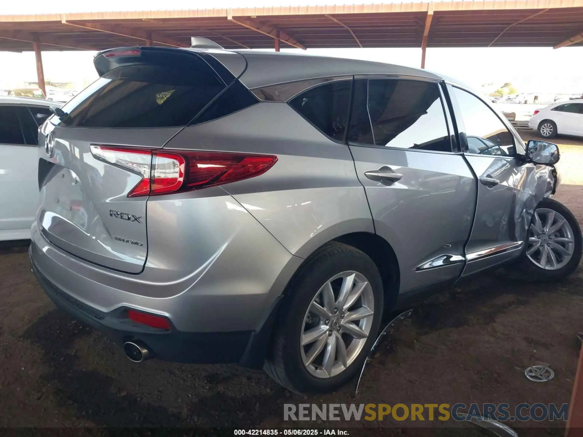 4 Photograph of a damaged car 5J8TC2H34ML047472 ACURA RDX 2021