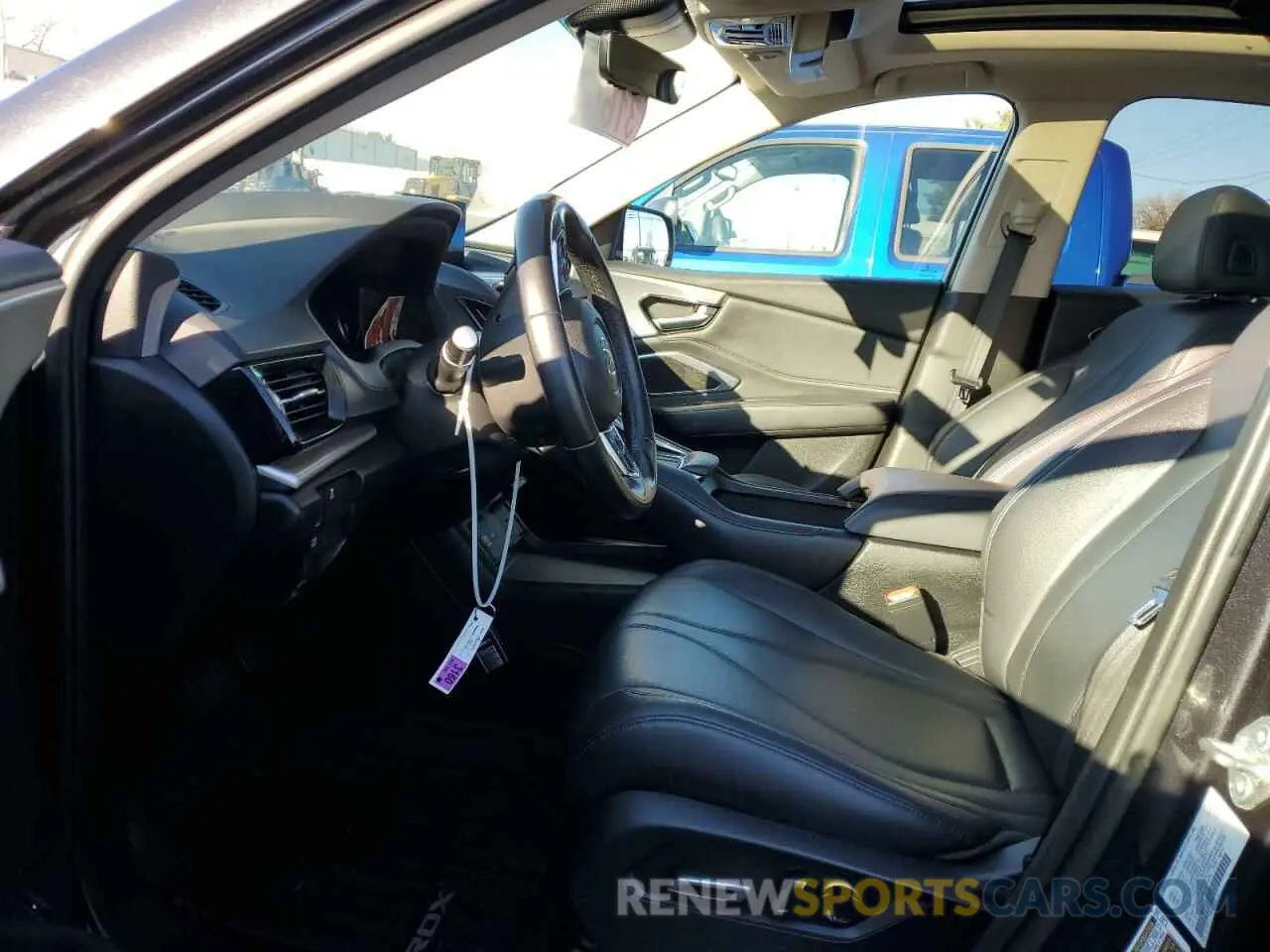 7 Photograph of a damaged car 5J8TC2H37ML001814 ACURA RDX 2021