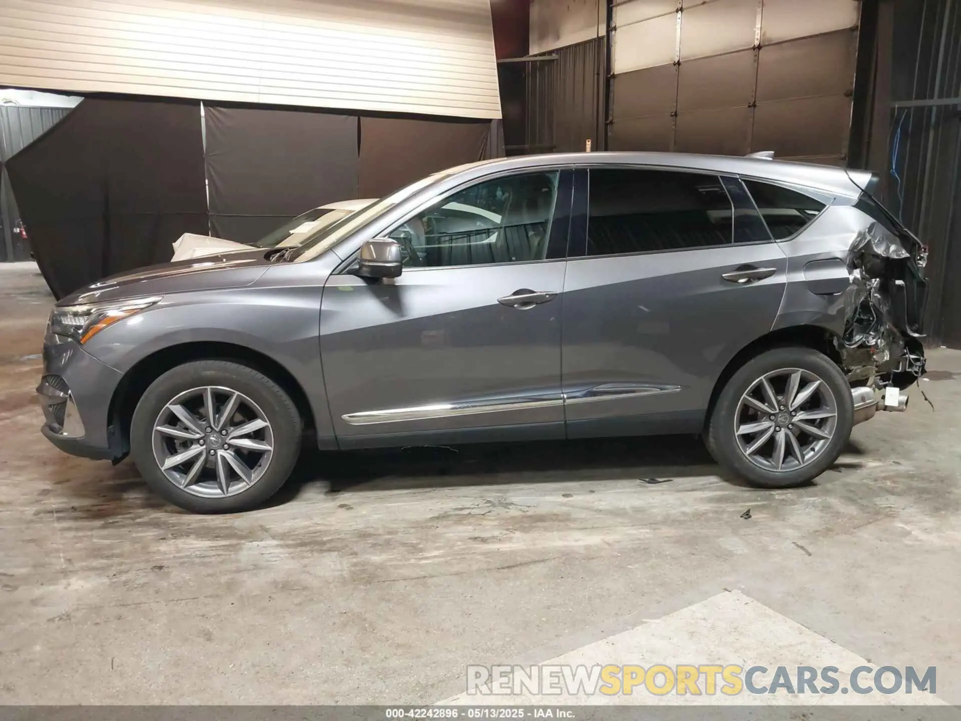 14 Photograph of a damaged car 5J8TC2H50ML035255 ACURA RDX 2021