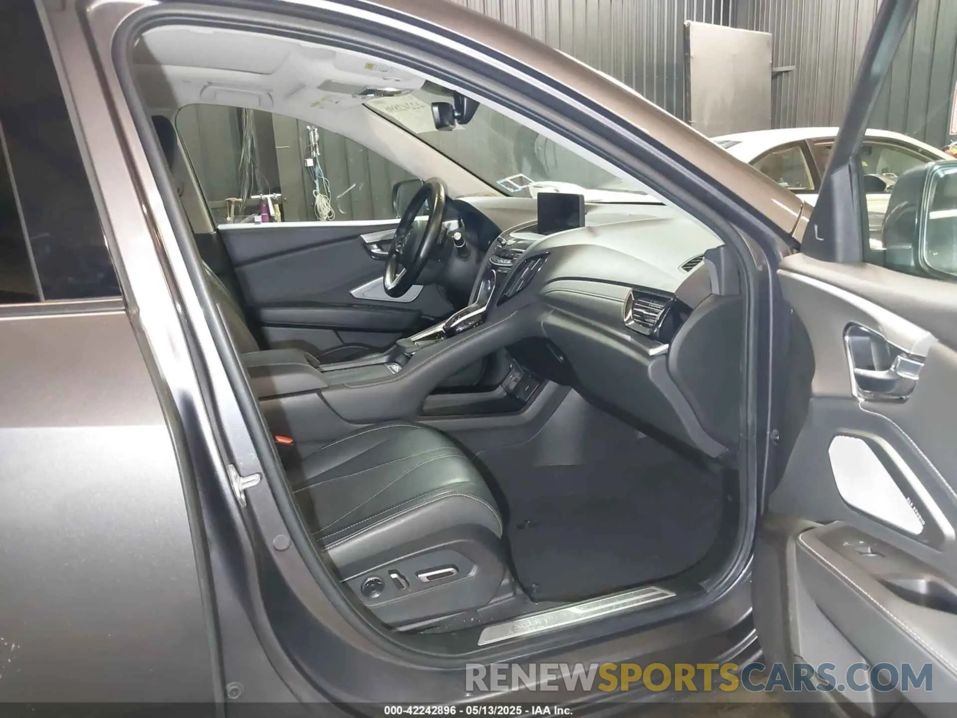 5 Photograph of a damaged car 5J8TC2H50ML035255 ACURA RDX 2021