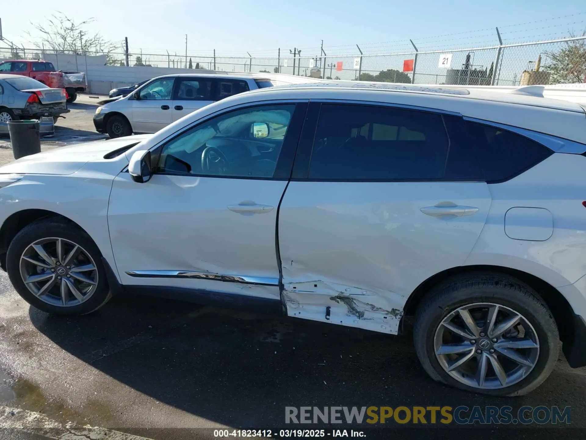 14 Photograph of a damaged car 5J8TC2H5XML019533 ACURA RDX 2021