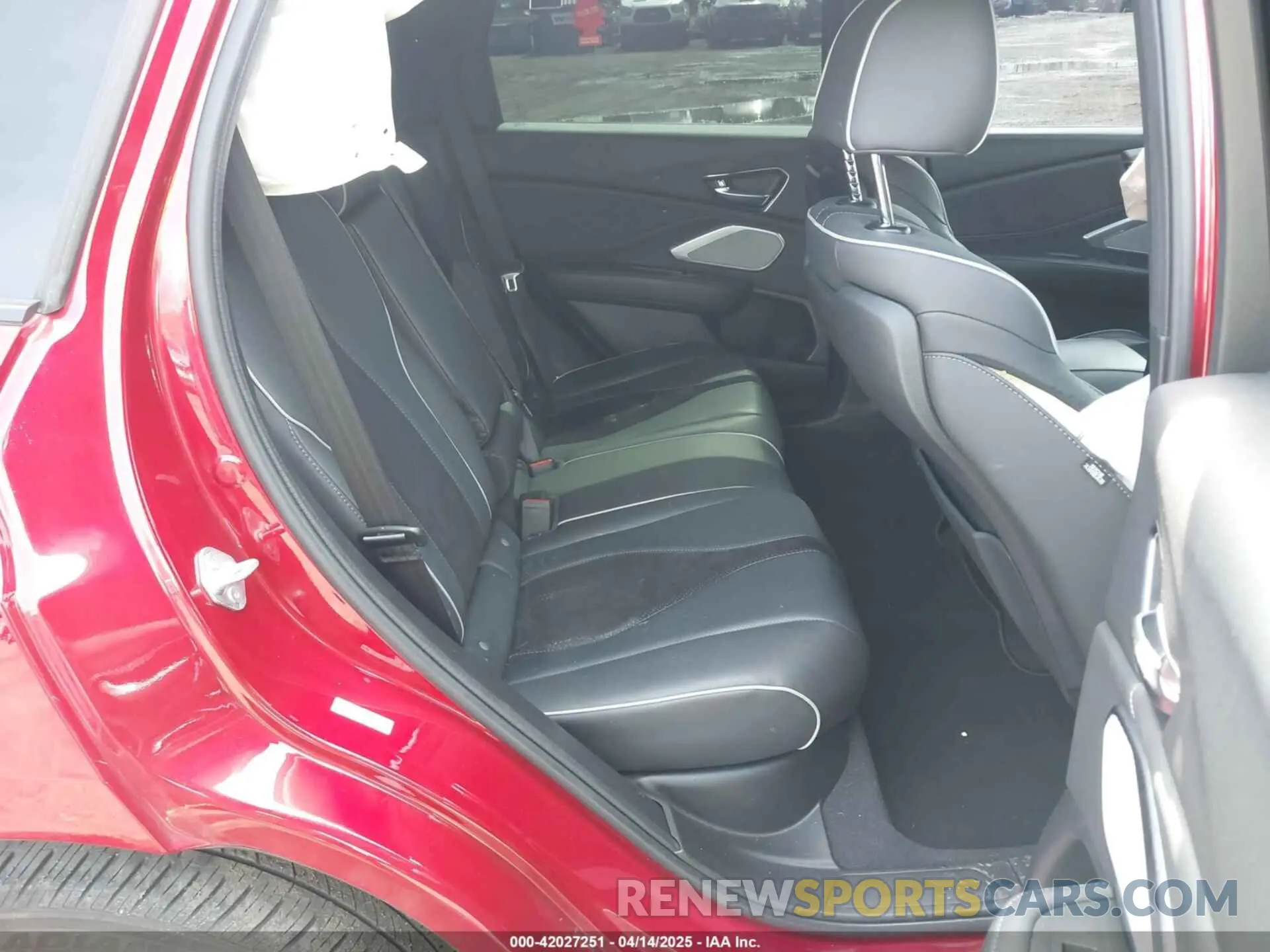 8 Photograph of a damaged car 5J8TC2H62ML035346 ACURA RDX 2021
