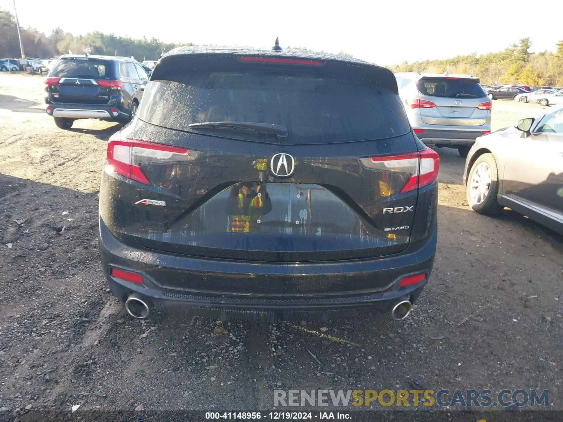 16 Photograph of a damaged car 5J8TC2H63ML036036 ACURA RDX 2021