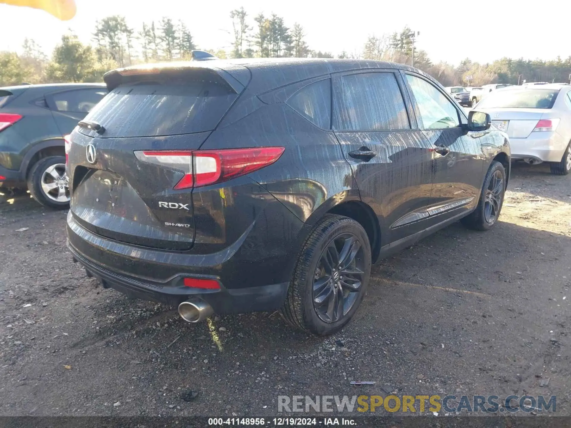 4 Photograph of a damaged car 5J8TC2H63ML036036 ACURA RDX 2021