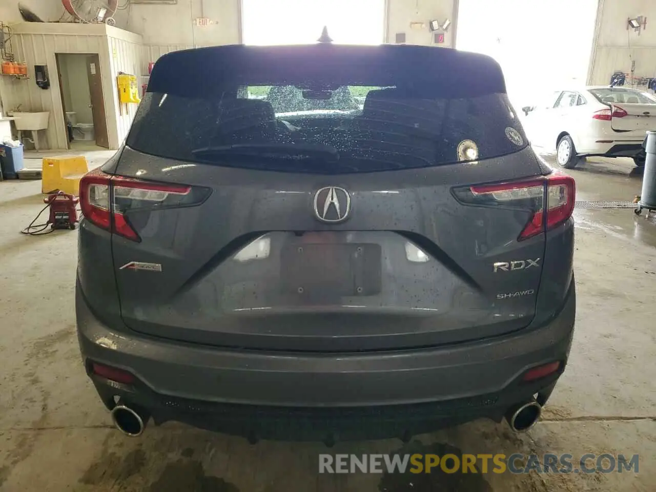 6 Photograph of a damaged car 5J8TC2H67ML018509 ACURA RDX 2021