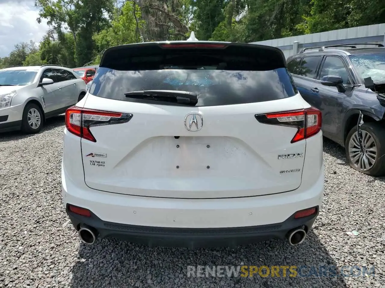 6 Photograph of a damaged car 5J8TC2H6XML035465 ACURA RDX 2021