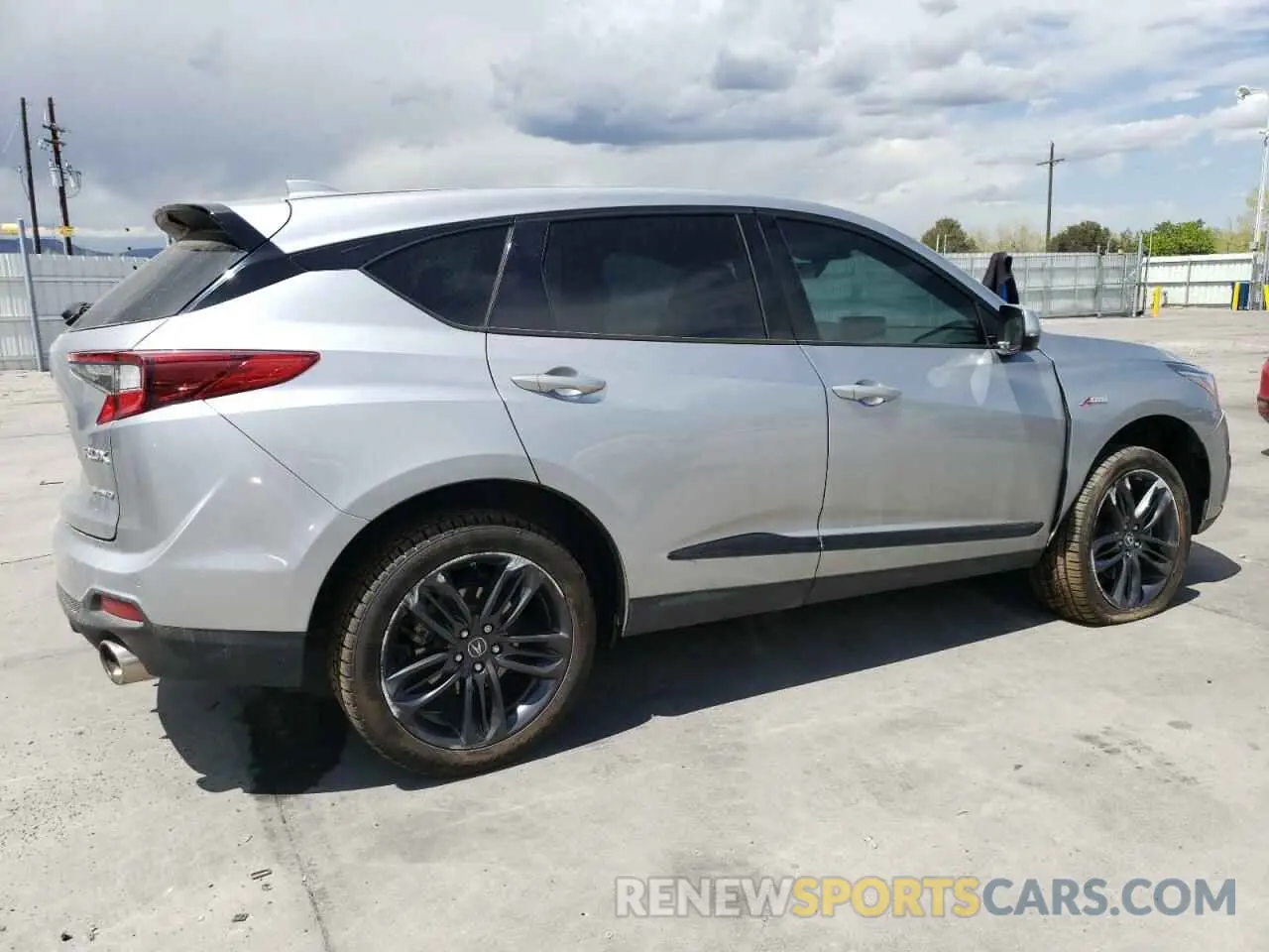 3 Photograph of a damaged car 5J8TC2H6XML038947 ACURA RDX 2021