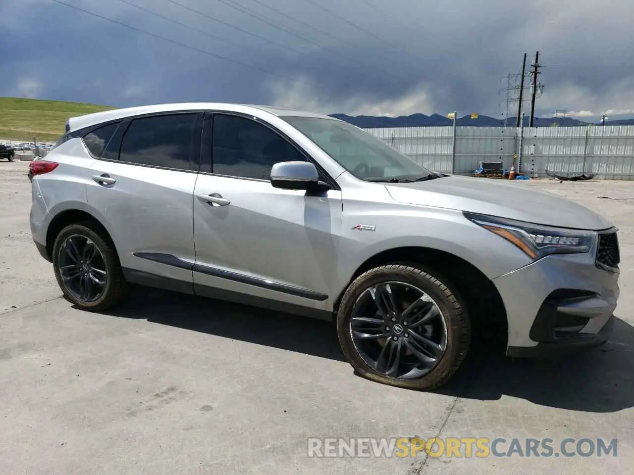 4 Photograph of a damaged car 5J8TC2H6XML038947 ACURA RDX 2021