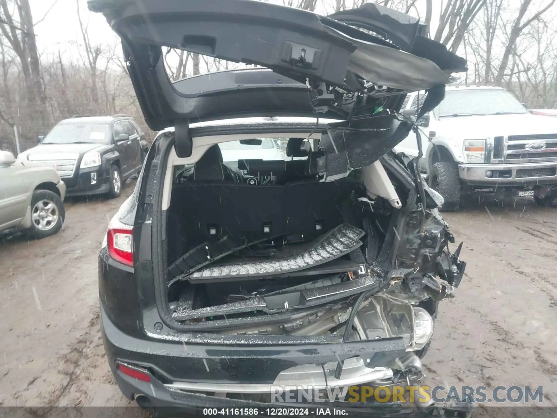 16 Photograph of a damaged car 5J8TC2H71ML002413 ACURA RDX 2021