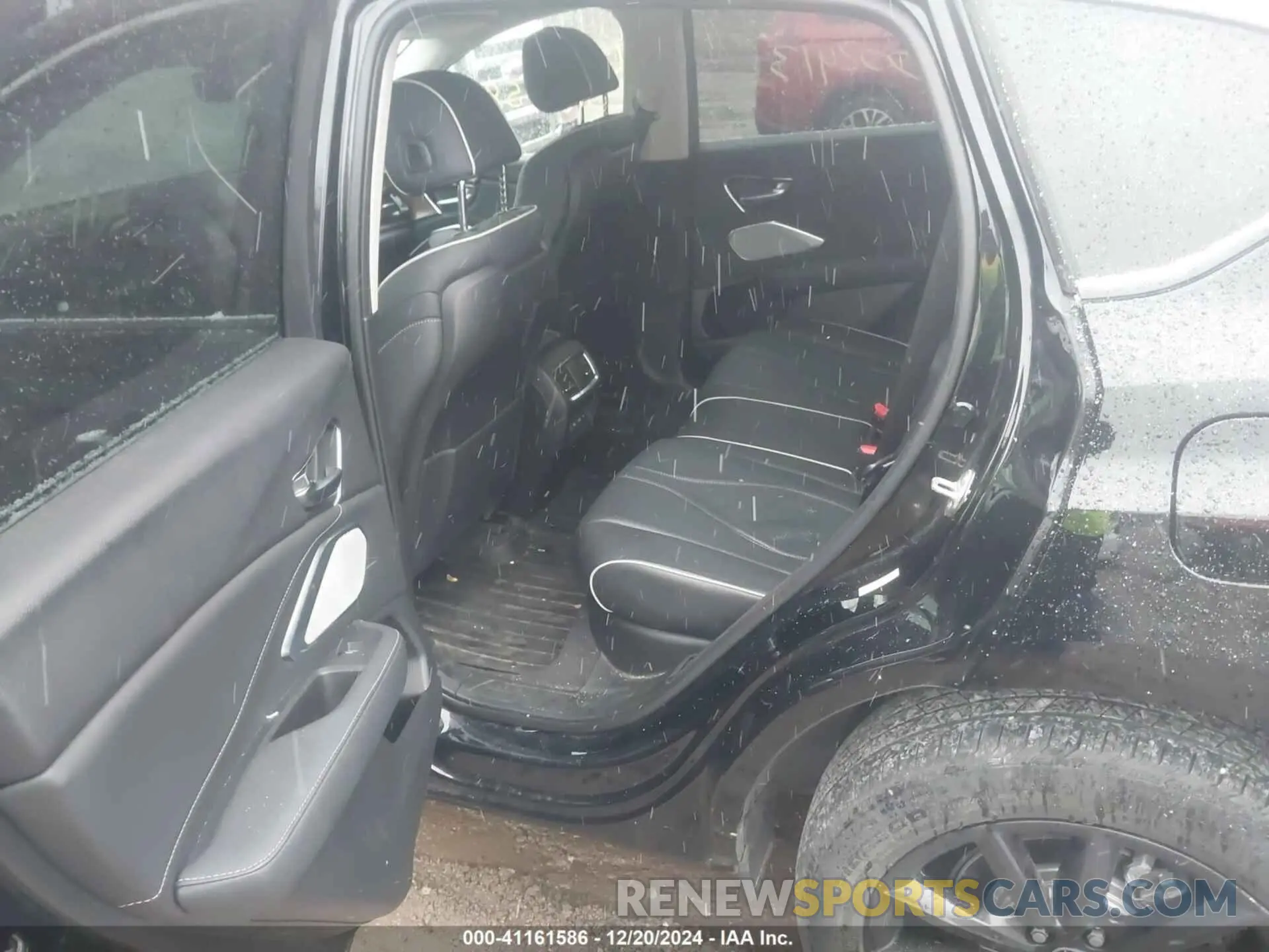 8 Photograph of a damaged car 5J8TC2H71ML002413 ACURA RDX 2021