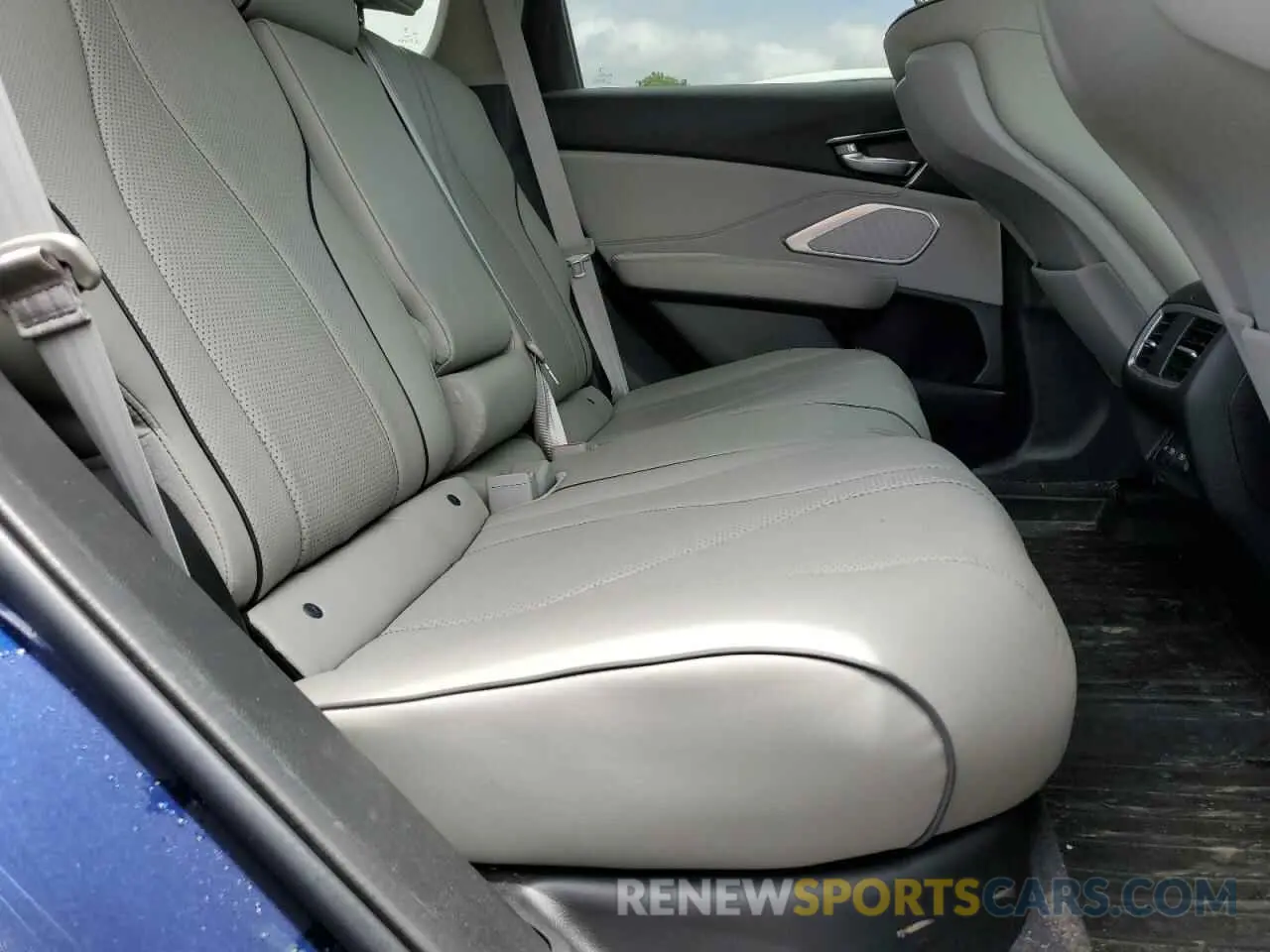11 Photograph of a damaged car 5J8TC2H7XML029139 ACURA RDX 2021